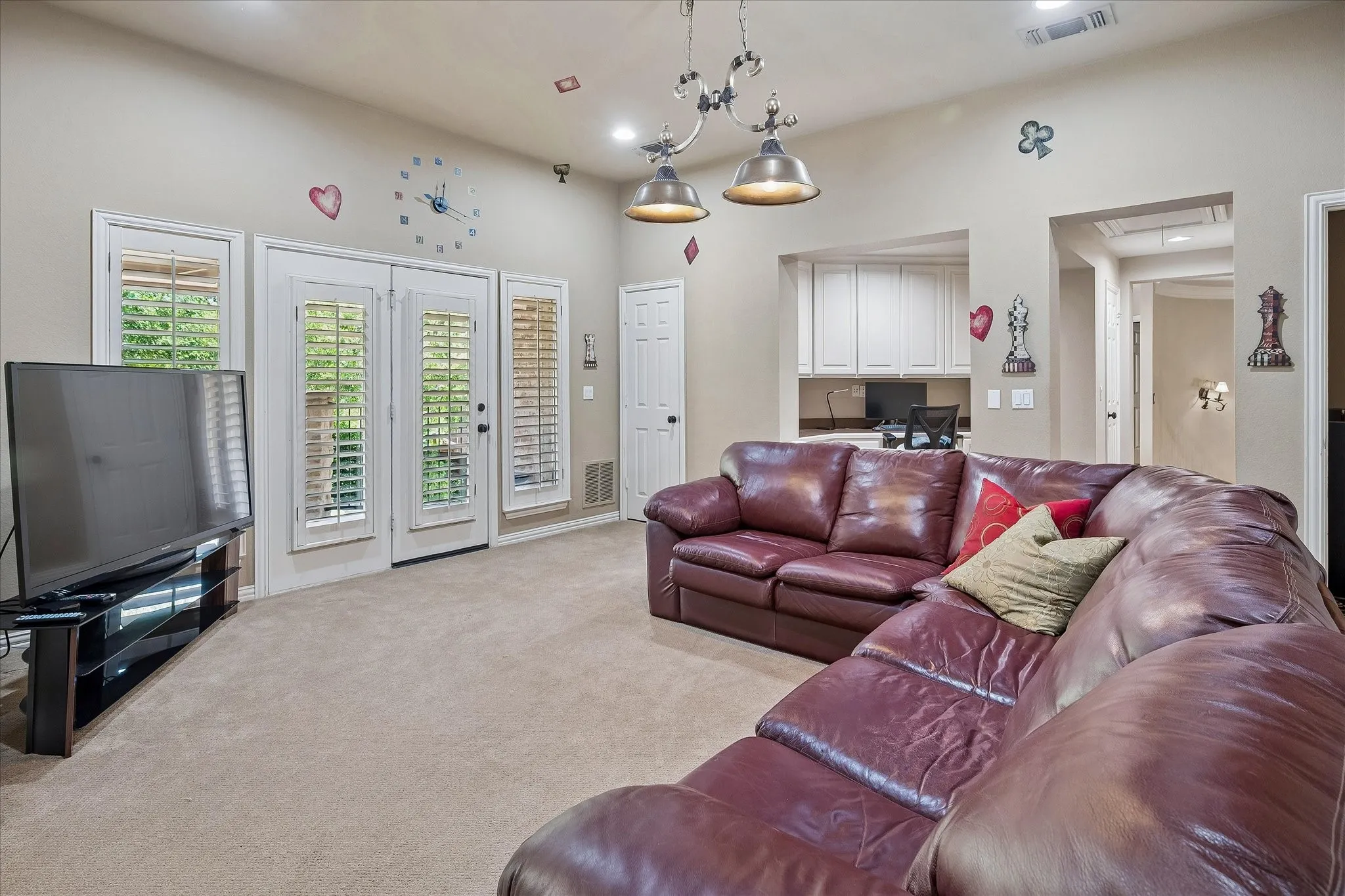 Single Family Residence For Sale in Denton County , 5336 Breckenridge Court, Frisco, Texas 75034, 5 Bedroom, 4 Bathroom, 3 Garage spaces, 4,231 Sqft, built in 2000, mls#21322226, Real Estate Agent in Frisco, Homes For Sale in Denton county, Homes For Sale in Frisco, Realtor in Frisco Texas, Real Estate Brokerage Independent Realty Texas, Luminita Cordes Realtor