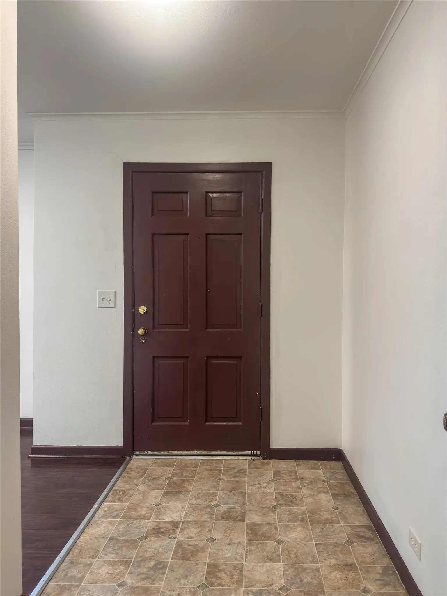 Single Family Residence For Sale in Titus County , 107 Bluebird, Mt Pleasant, Texas 75455, 2 Bedroom, 2 Bathroom, Garage spaces, 1,816 Sqft, built in 1960, mls#21334550, Real Estate Agent in Mt Pleasant, Homes For Sale in Titus county, Homes For Sale in Mt Pleasant, Realtor in Mt Pleasant Texas, Real Estate Brokerage Independent Realty Texas, Luminita Cordes Realtor