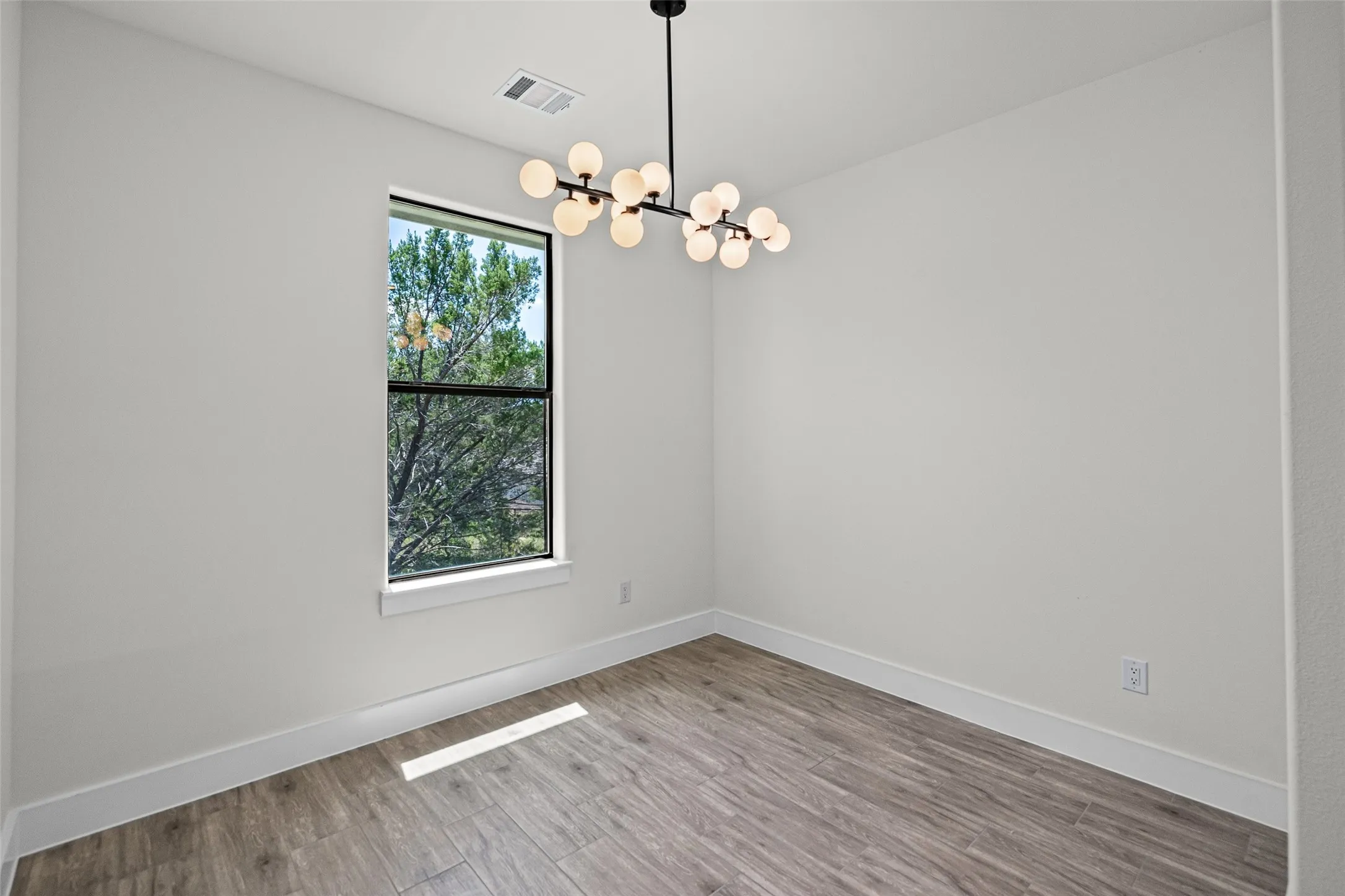 Single Family Residence For Sale in Hood County , 4711 Elizabeth Street, Granbury, Texas 76048, 4 Bedroom, 2 Bathroom, 2 Garage spaces, 1,693 Sqft, built in 2026, mls#21323053, Real Estate Agent in Granbury, Homes For Sale in Hood county, Homes For Sale in Granbury, Realtor in Granbury Texas, Real Estate Brokerage Independent Realty Texas, Luminita Cordes Realtor