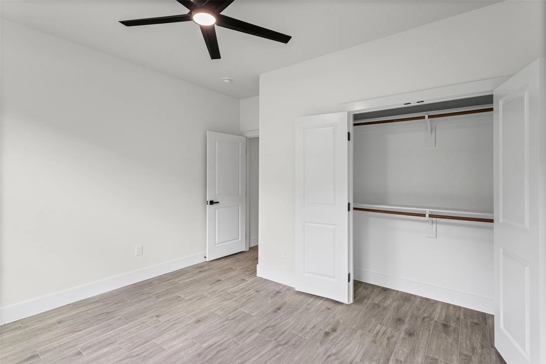 Single Family Residence For Sale in Hood County , 4711 Elizabeth Street, Granbury, Texas 76048, 4 Bedroom, 2 Bathroom, 2 Garage spaces, 1,693 Sqft, built in 2026, mls#21323053, Real Estate Agent in Granbury, Homes For Sale in Hood county, Homes For Sale in Granbury, Realtor in Granbury Texas, Real Estate Brokerage Independent Realty Texas, Luminita Cordes Realtor