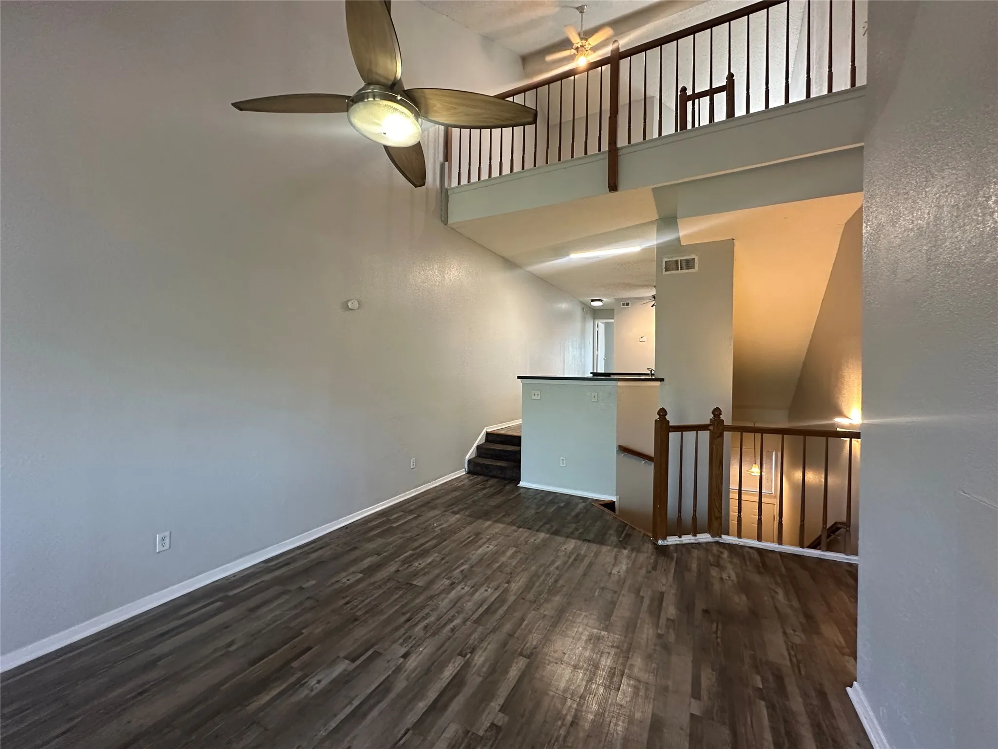 Townhouse For Rent in Dallas County , 9823 Summerwood Circle 1008, Dallas, Texas 75243, 2 Bedroom, 1 Bathroom, 1 Garage spaces, 974 Sqft, built in 1985, mls#21334575, Real Estate Agent in Dallas, Homes For Rent in Dallas county, Homes For Rent in Dallas, Realtor in Dallas Texas, Real Estate Brokerage Independent Realty Texas, Luminita Cordes Realtor