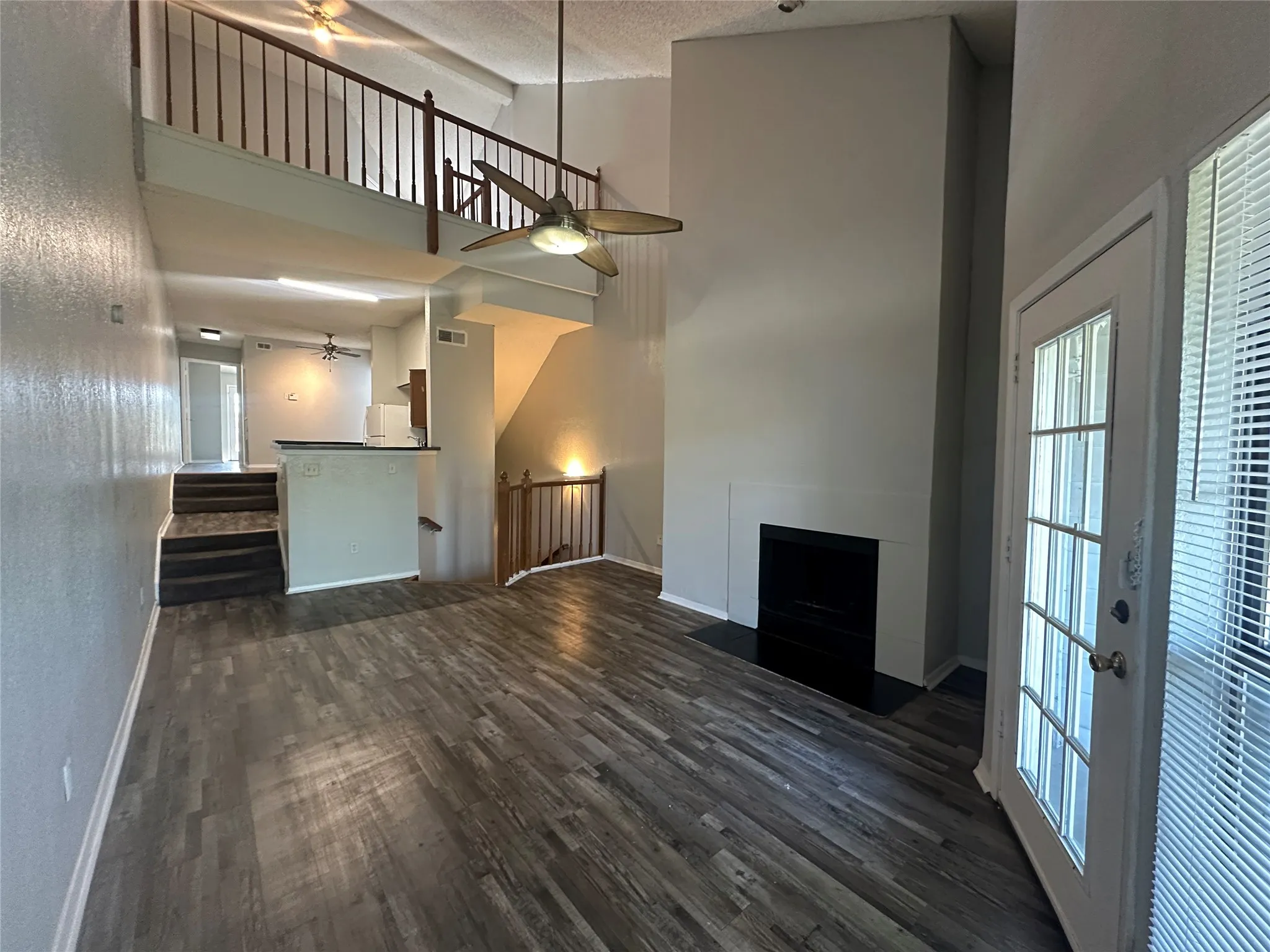 Townhouse For Rent in Dallas County , 9823 Summerwood Circle 1008, Dallas, Texas 75243, 2 Bedroom, 1 Bathroom, 1 Garage spaces, 974 Sqft, built in 1985, mls#21334575, Real Estate Agent in Dallas, Homes For Rent in Dallas county, Homes For Rent in Dallas, Realtor in Dallas Texas, Real Estate Brokerage Independent Realty Texas, Luminita Cordes Realtor