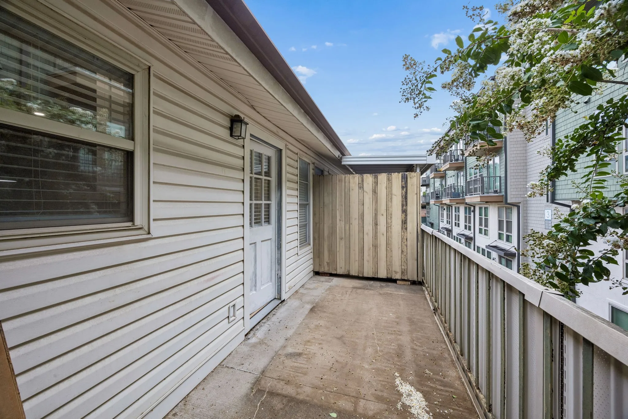 Condominium For Sale in Dallas County , 5082 Matilda Street 221, Dallas, Texas 75206, 2 Bedroom, 2 Bathroom, Garage spaces, 1,038 Sqft, built in 1969, mls#21333163, Real Estate Agent in Dallas, Homes For Sale in Dallas county, Homes For Sale in Dallas, Realtor in Dallas Texas, Real Estate Brokerage Independent Realty Texas, Luminita Cordes Realtor