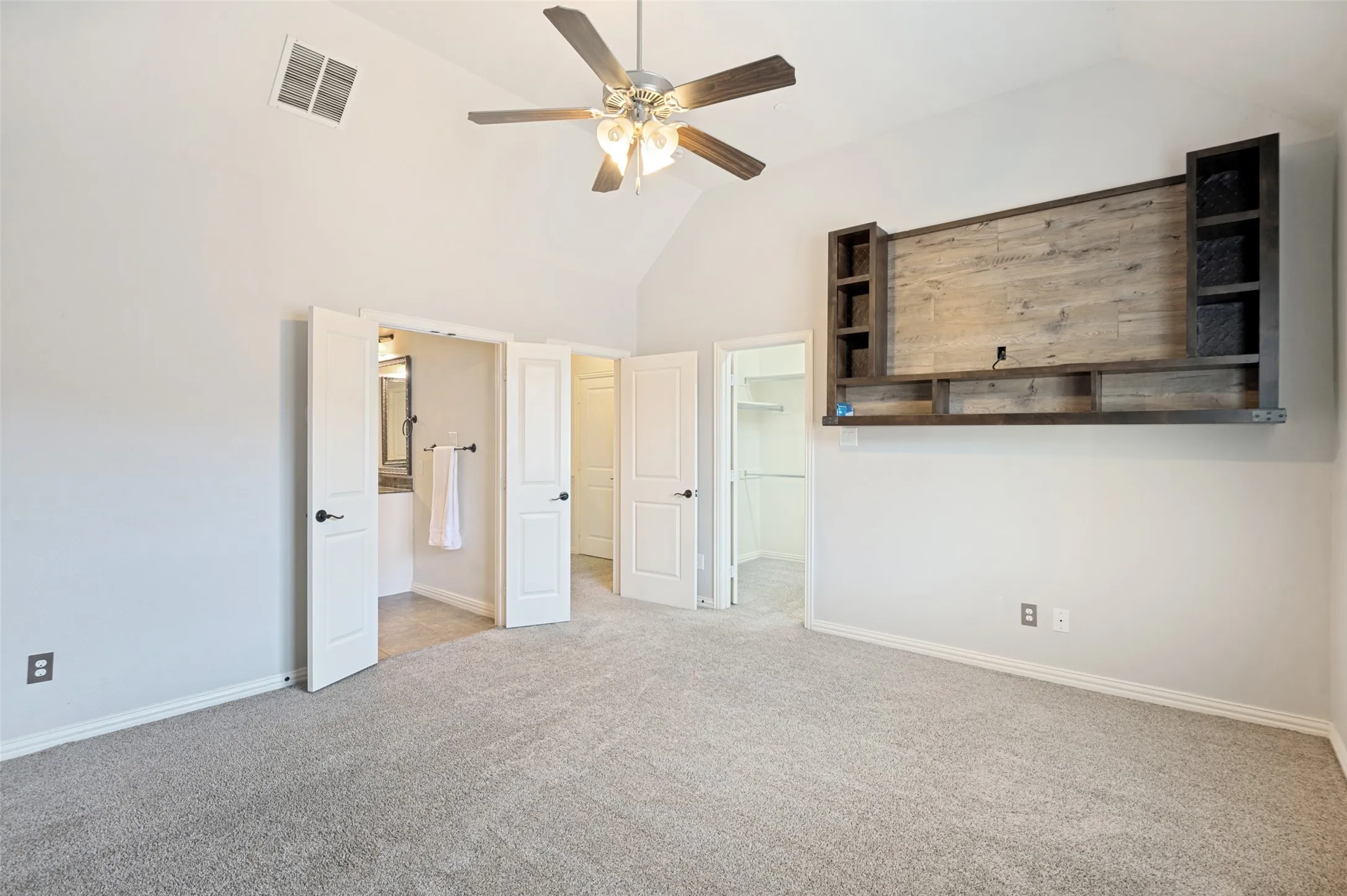 Townhouse For Rent in Denton County , 4646G Rhett Lane, Carrollton, Texas 75010, 2 Bedroom, 3 Bathroom, 2 Garage spaces, 1,533 Sqft, built in 2014, mls#21334424, Real Estate Agent in Carrollton, Homes For Rent in Denton county, Homes For Rent in Carrollton, Realtor in Carrollton Texas, Real Estate Brokerage Independent Realty Texas, Luminita Cordes Realtor