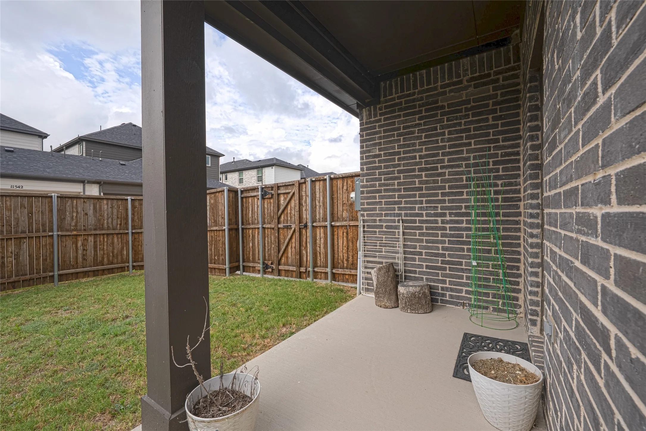 Single Family Residence For Rent in Collin County , 11439 Chepstow Crescent Court, Frisco, Texas 75035, 4 Bedroom, 3 Bathroom, 2 Garage spaces, 2,069 Sqft, built in 2023, mls#21321676, Real Estate Agent in Frisco, Homes For Rent in Collin county, Homes For Rent in Frisco, Realtor in Frisco Texas, Real Estate Brokerage Independent Realty Texas, Luminita Cordes Realtor