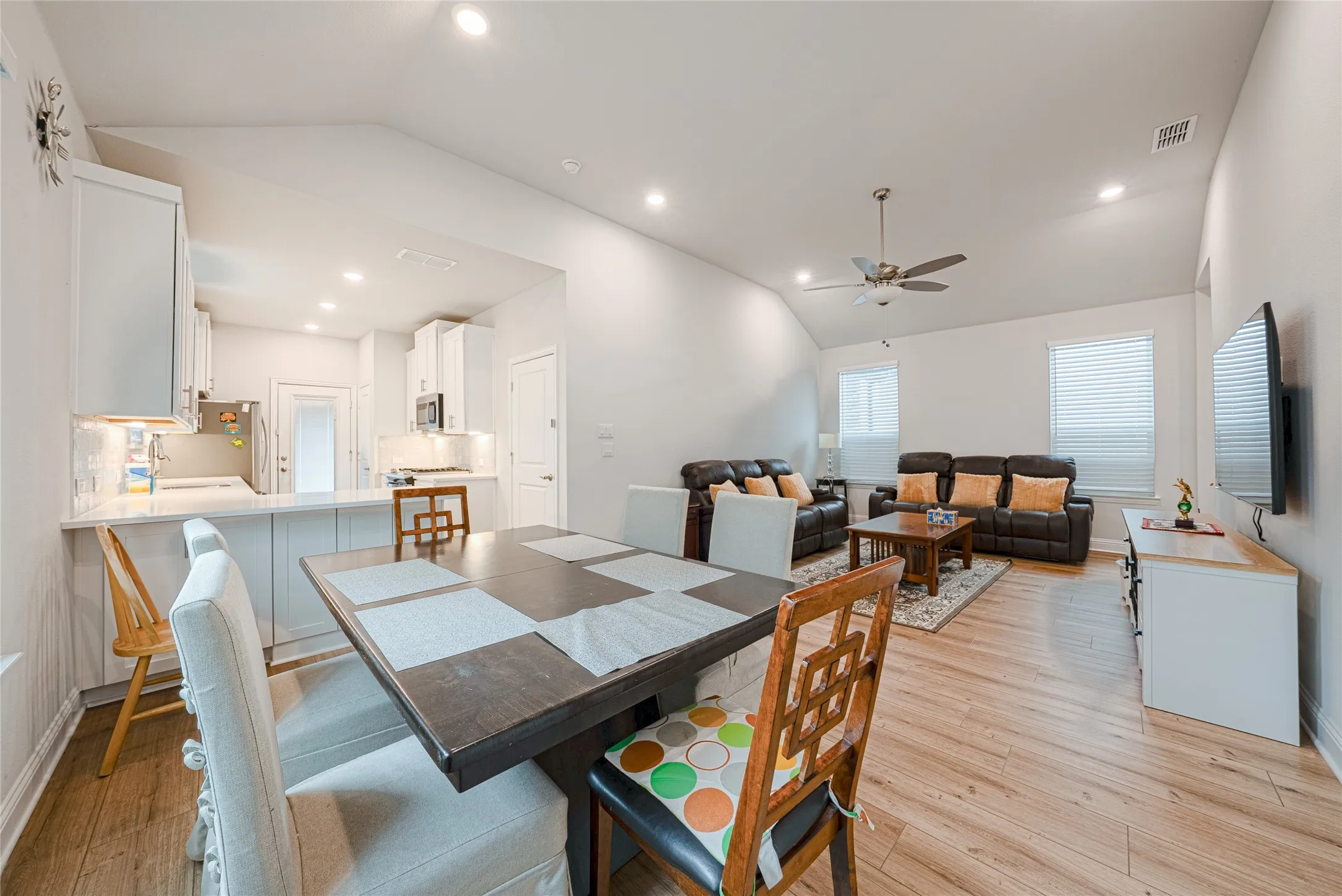 Single Family Residence For Rent in Collin County , 11439 Chepstow Crescent Court, Frisco, Texas 75035, 4 Bedroom, 3 Bathroom, 2 Garage spaces, 2,069 Sqft, built in 2023, mls#21321676, Real Estate Agent in Frisco, Homes For Rent in Collin county, Homes For Rent in Frisco, Realtor in Frisco Texas, Real Estate Brokerage Independent Realty Texas, Luminita Cordes Realtor