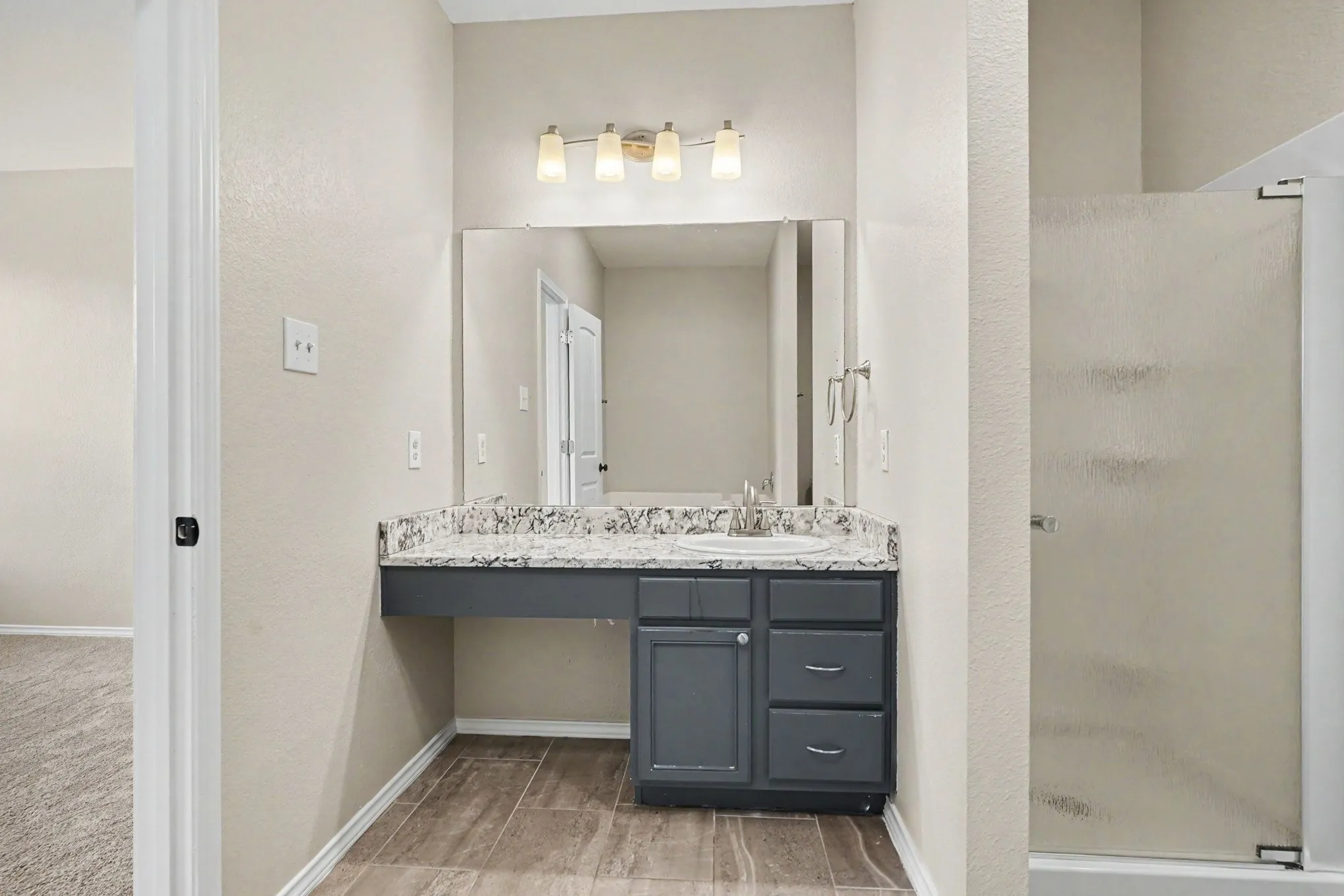 Single Family Residence For Sale in Tarrant County , 8512 Cumberland Gap Drive, Fort Worth, Texas 76244, 3 Bedroom, 2 Bathroom, 2 Garage spaces, 1,679 Sqft, built in 2010, mls#21334135, Real Estate Agent in Fort Worth, Homes For Sale in Tarrant county, Homes For Sale in Fort Worth, Realtor in Fort Worth Texas, Real Estate Brokerage Independent Realty Texas, Luminita Cordes Realtor