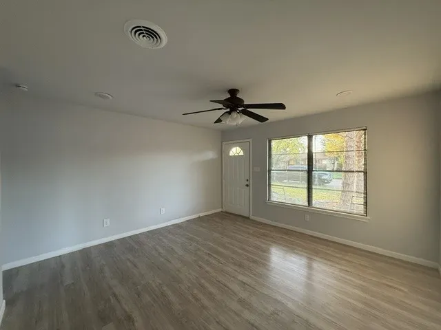 Single Family Residence For Sale in Taylor County , 5143 Durango Drive, Abilene, Texas 79605, 3 Bedroom, 2 Bathroom, Garage spaces, 1,182 Sqft, built in 1958, mls#21310771, Real Estate Agent in Abilene, Homes For Sale in Taylor county, Homes For Sale in Abilene, Realtor in Abilene Texas, Real Estate Brokerage Independent Realty Texas, Luminita Cordes Realtor