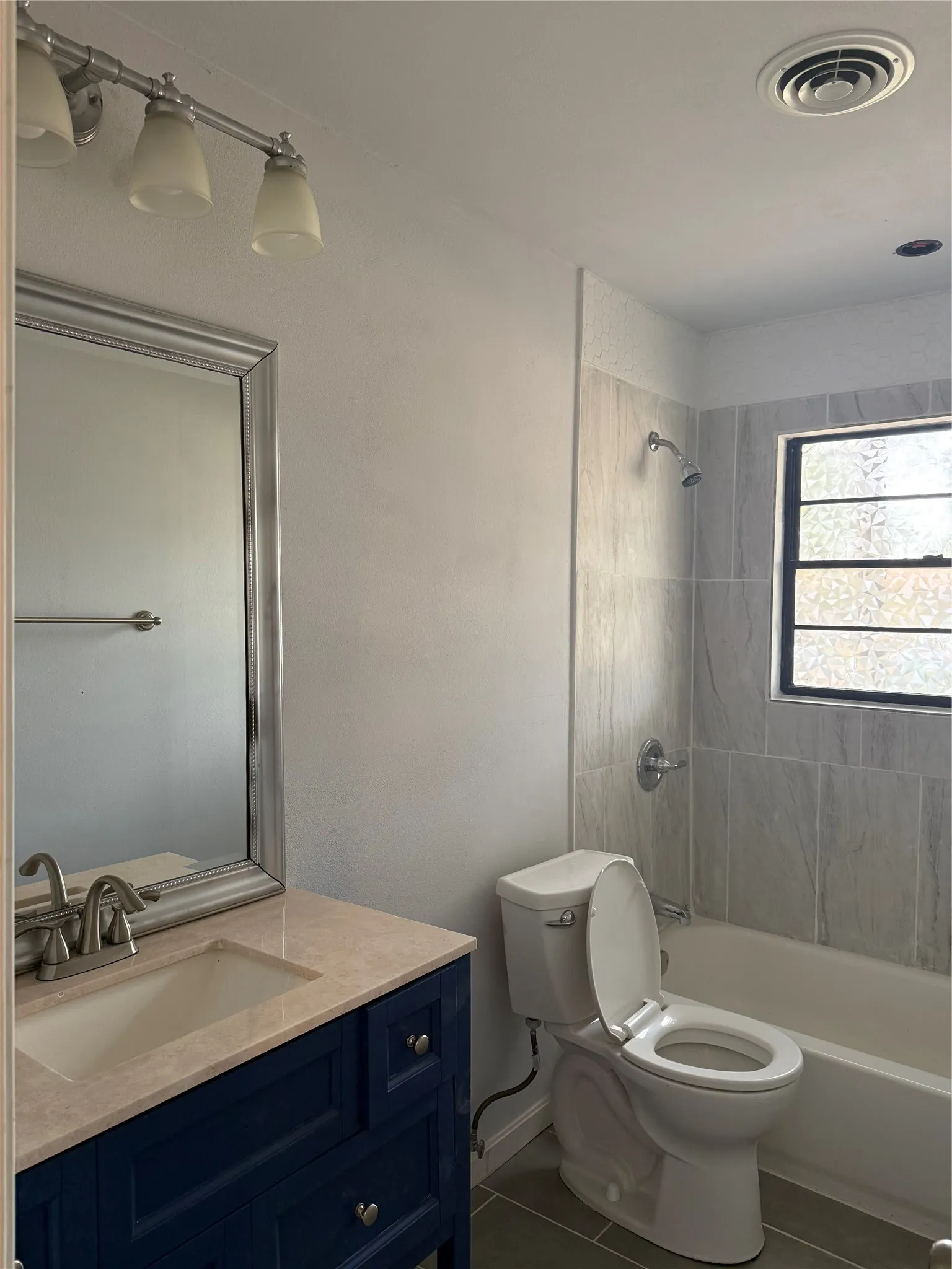 Single Family Residence For Sale in Taylor County , 5143 Durango Drive, Abilene, Texas 79605, 3 Bedroom, 2 Bathroom, Garage spaces, 1,182 Sqft, built in 1958, mls#21310771, Real Estate Agent in Abilene, Homes For Sale in Taylor county, Homes For Sale in Abilene, Realtor in Abilene Texas, Real Estate Brokerage Independent Realty Texas, Luminita Cordes Realtor