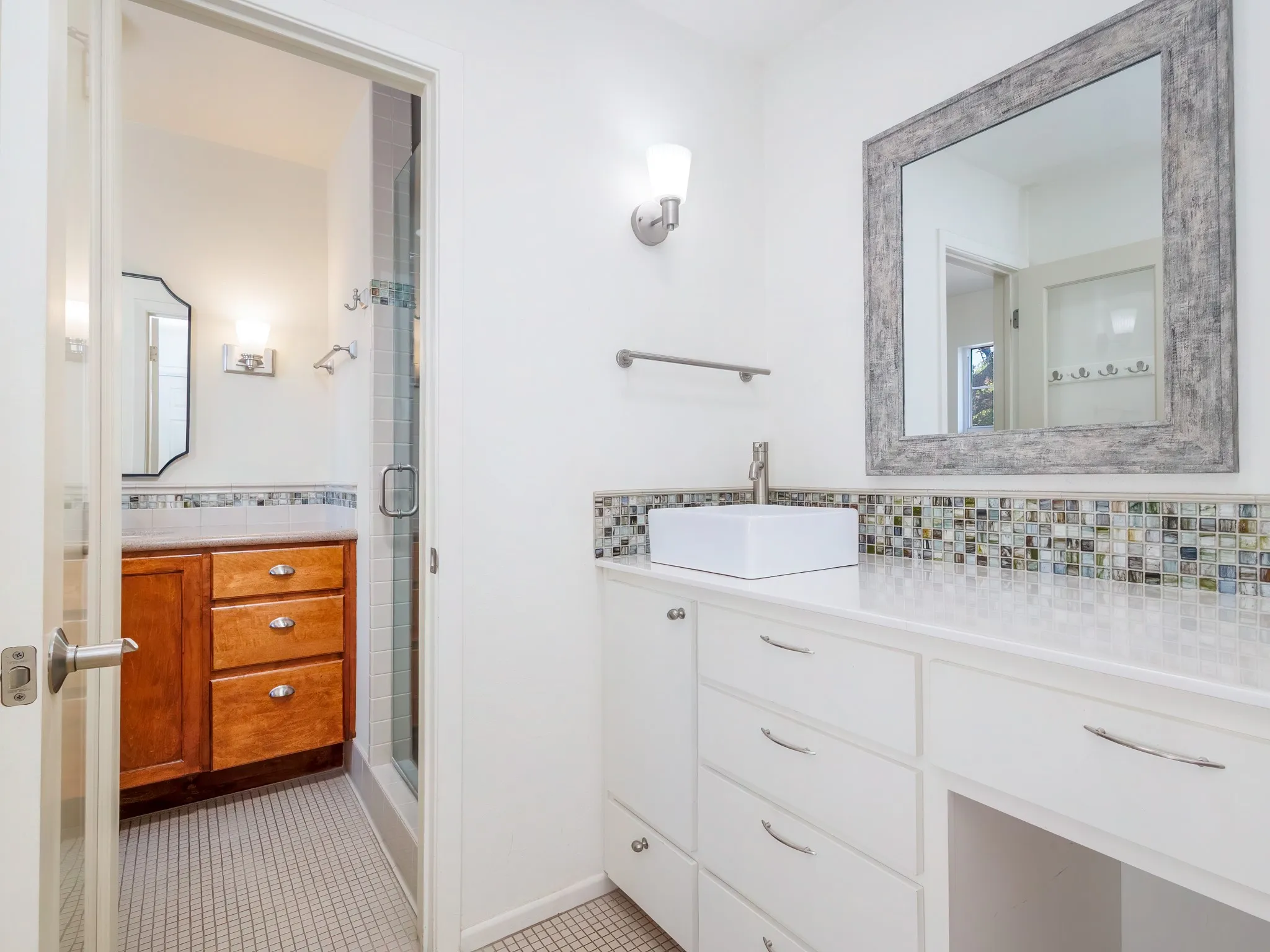 Second vanity