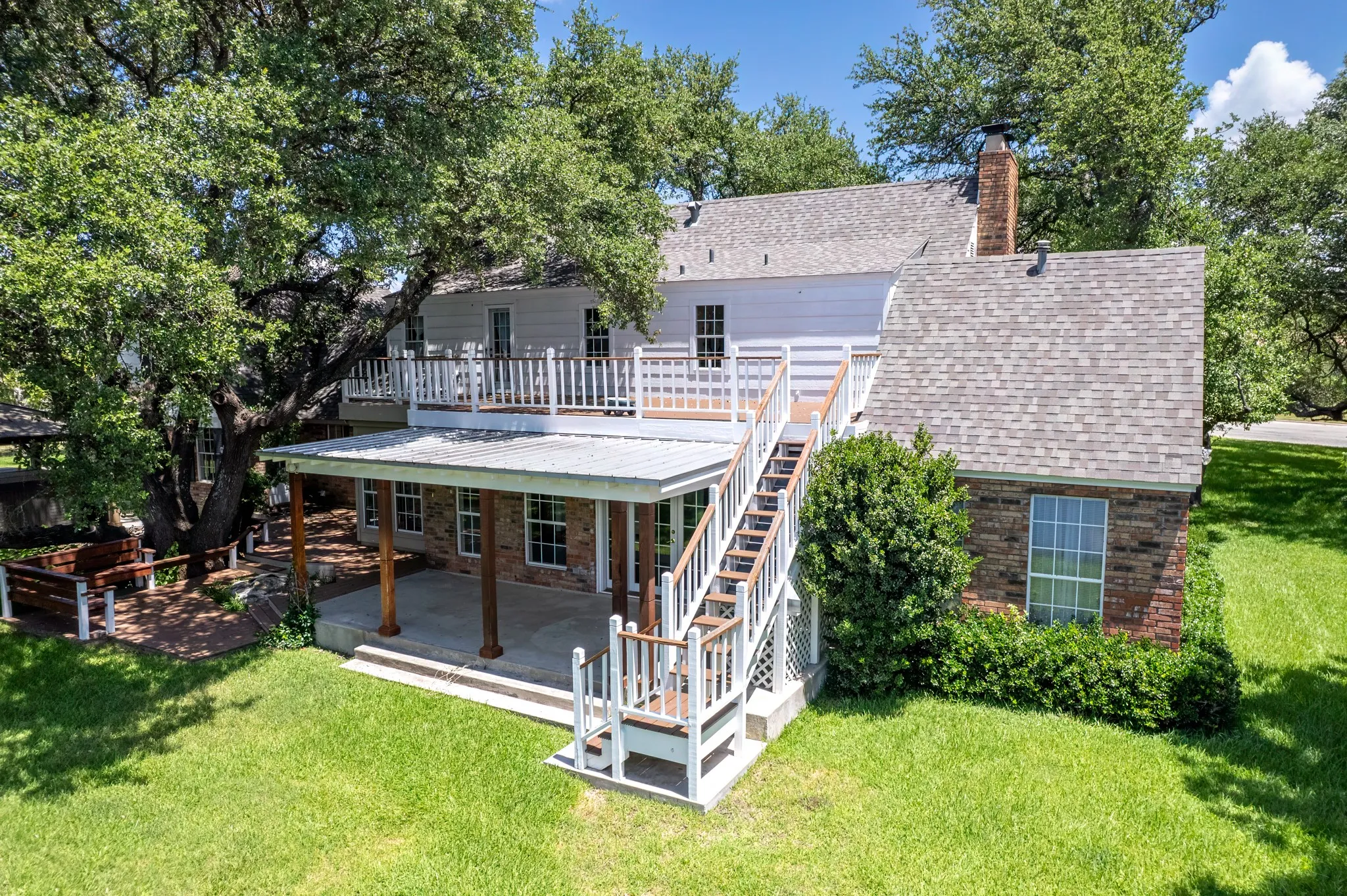Both patios offer an amazing view of the beautiful pond and wild life.