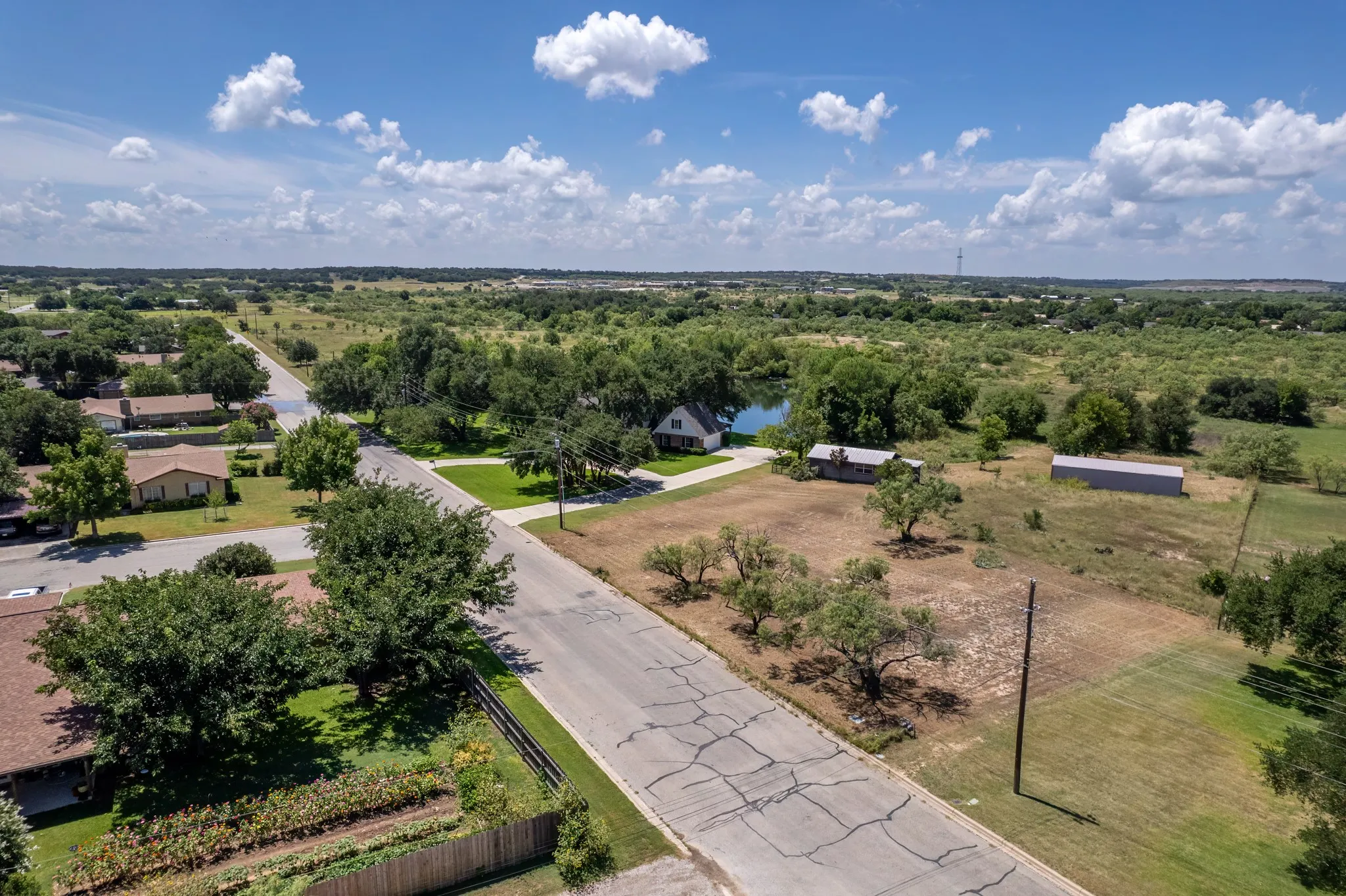 Located on the edge of Brownwood yet just minutes from the hospital, shopping, dining