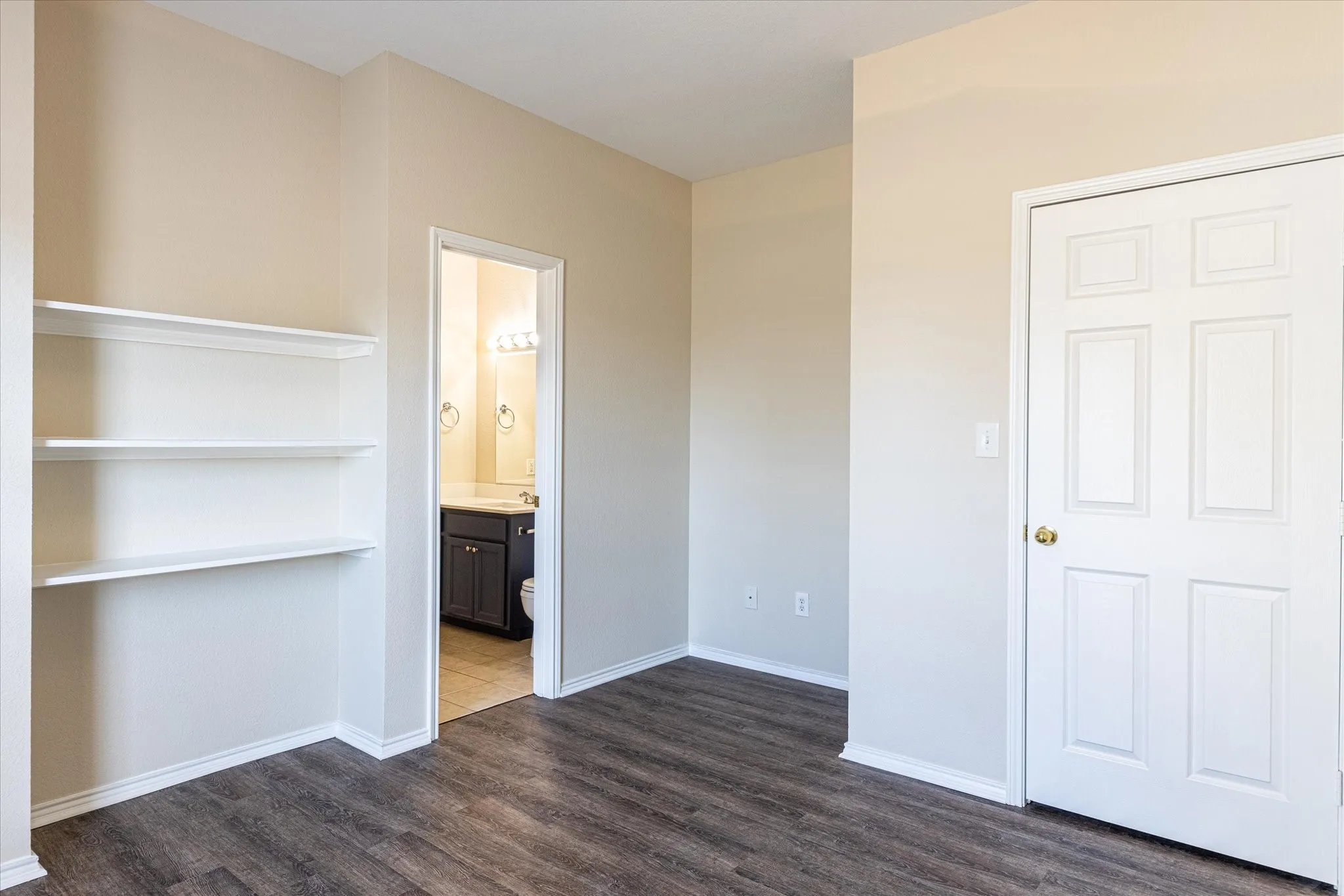 Duplex For Rent in Parker County , 101 Collett Court, Weatherford, Texas 76088, 3 Bedroom, 2 Bathroom, Garage spaces, 1,062 Sqft, built in 2007, mls#21334585, Real Estate Agent in Weatherford, Homes For Rent in Parker county, Homes For Rent in Weatherford, Realtor in Weatherford Texas, Real Estate Brokerage Independent Realty Texas, Luminita Cordes Realtor