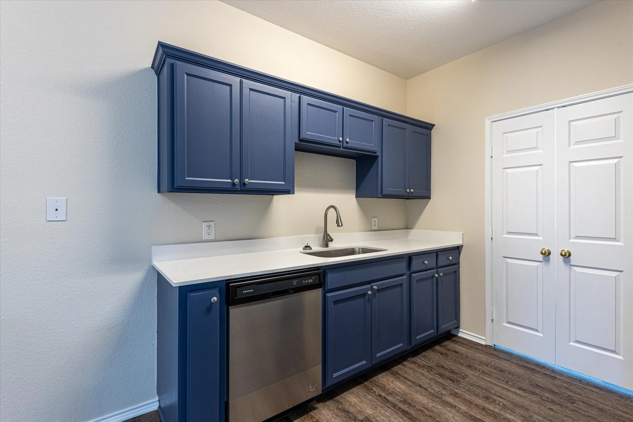 Duplex For Rent in Parker County , 101 Collett Court, Weatherford, Texas 76088, 3 Bedroom, 2 Bathroom, Garage spaces, 1,062 Sqft, built in 2007, mls#21334585, Real Estate Agent in Weatherford, Homes For Rent in Parker county, Homes For Rent in Weatherford, Realtor in Weatherford Texas, Real Estate Brokerage Independent Realty Texas, Luminita Cordes Realtor