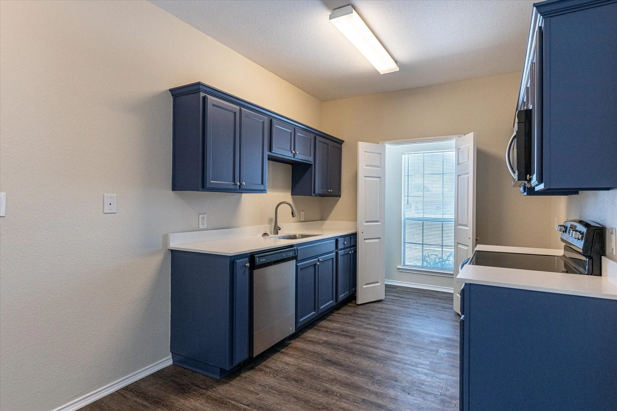 Duplex For Rent in Parker County , 101 Collett Court, Weatherford, Texas 76088, 3 Bedroom, 2 Bathroom, Garage spaces, 1,062 Sqft, built in 2007, mls#21334585, Real Estate Agent in Weatherford, Homes For Rent in Parker county, Homes For Rent in Weatherford, Realtor in Weatherford Texas, Real Estate Brokerage Independent Realty Texas, Luminita Cordes Realtor