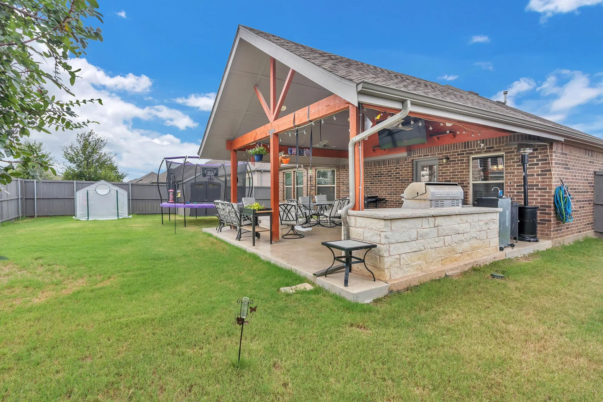 Single Family Residence For Sale in Ellis County , 7118 Pampas Place, Venus, Texas 76084, 4 Bedroom, 2 Bathroom, 2 Garage spaces, 1,934 Sqft, built in 2022, mls#21334245, Real Estate Agent in Venus, Homes For Sale in Ellis county, Homes For Sale in Venus, Realtor in Venus Texas, Real Estate Brokerage Independent Realty Texas, Luminita Cordes Realtor