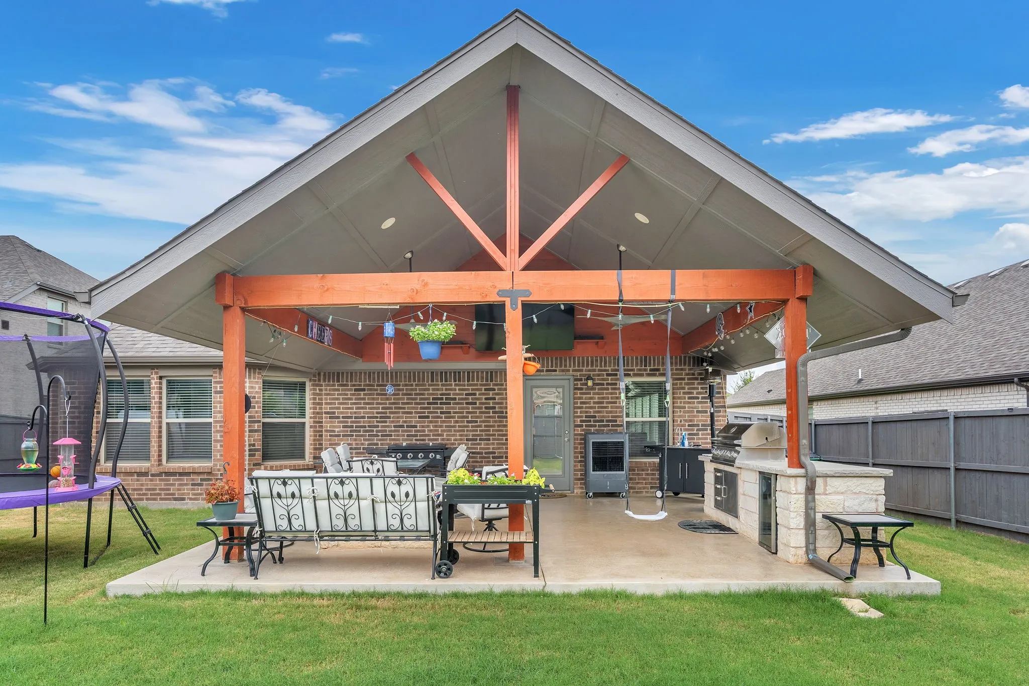 Single Family Residence For Sale in Ellis County , 7118 Pampas Place, Venus, Texas 76084, 4 Bedroom, 2 Bathroom, 2 Garage spaces, 1,934 Sqft, built in 2022, mls#21334245, Real Estate Agent in Venus, Homes For Sale in Ellis county, Homes For Sale in Venus, Realtor in Venus Texas, Real Estate Brokerage Independent Realty Texas, Luminita Cordes Realtor