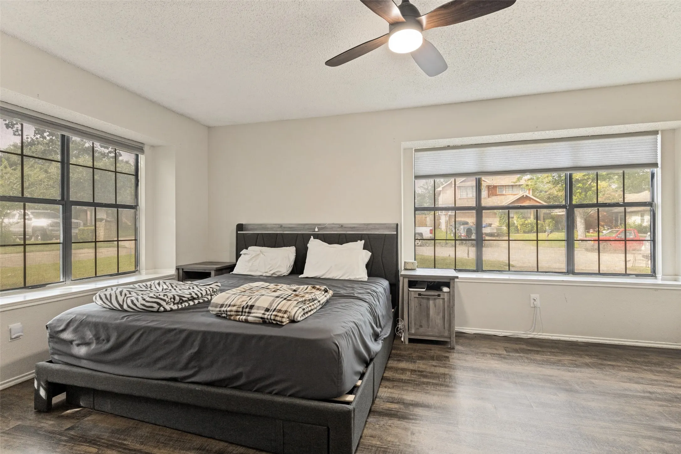 Single Family Residence For Sale in Tarrant County , 10116 Leatherwood Drive, Fort Worth, Texas 76108, 3 Bedroom, 2 Bathroom, 1 Garage spaces, 1,266 Sqft, built in 1986, mls#21334431, Real Estate Agent in Fort Worth, Homes For Sale in Tarrant county, Homes For Sale in Fort Worth, Realtor in Fort Worth Texas, Real Estate Brokerage Independent Realty Texas, Luminita Cordes Realtor