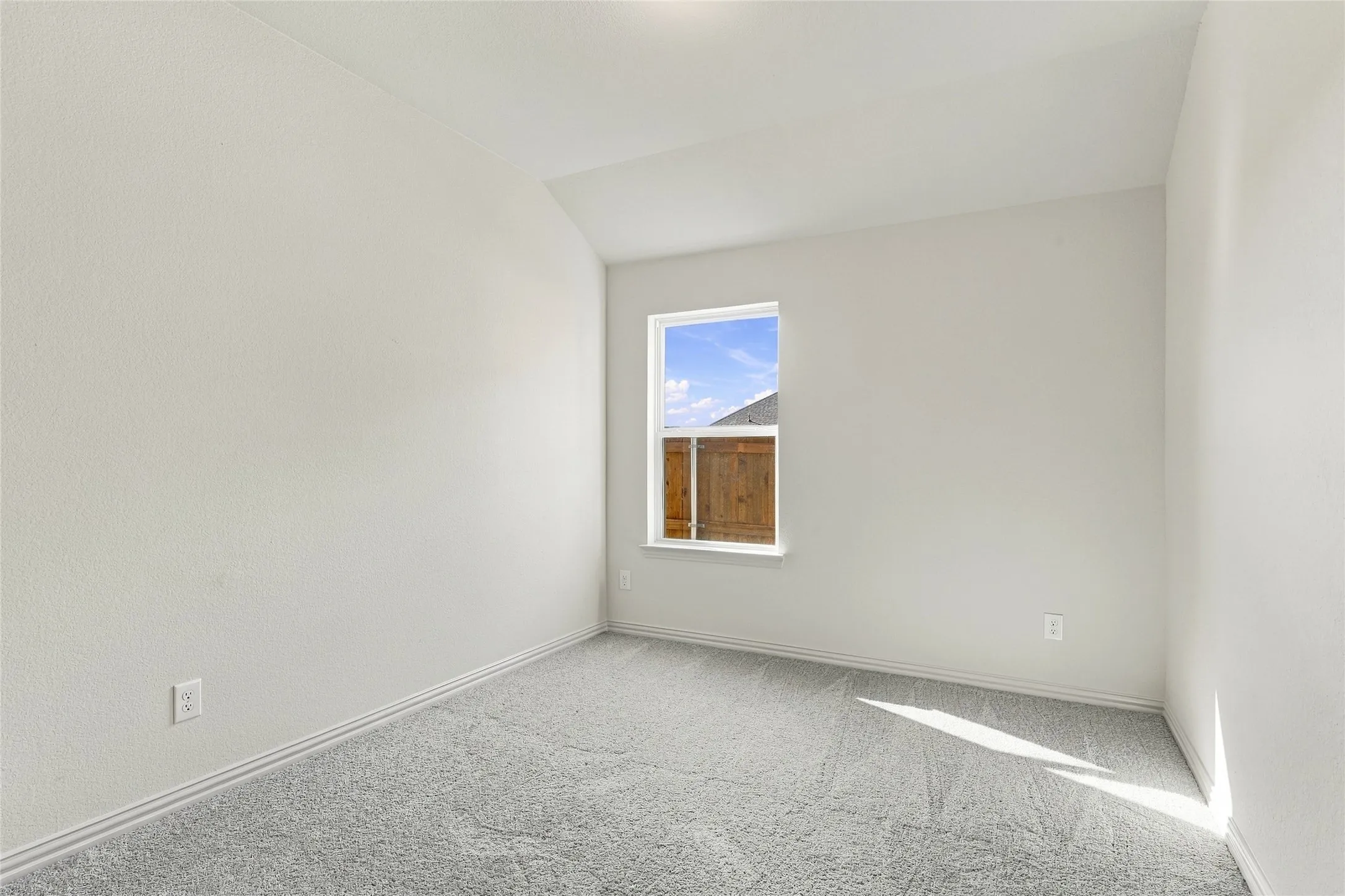 Single Family Residence For Sale in Ellis County , 1122 Rothland Court, Red Oak, Texas 75154, 3 Bedroom, 2 Bathroom, 2 Garage spaces, 2,016 Sqft, built in 2026, mls#21277552, Real Estate Agent in Red Oak, Homes For Sale in Ellis county, Homes For Sale in Red Oak, Realtor in Red Oak Texas, Real Estate Brokerage Independent Realty Texas, Luminita Cordes Realtor