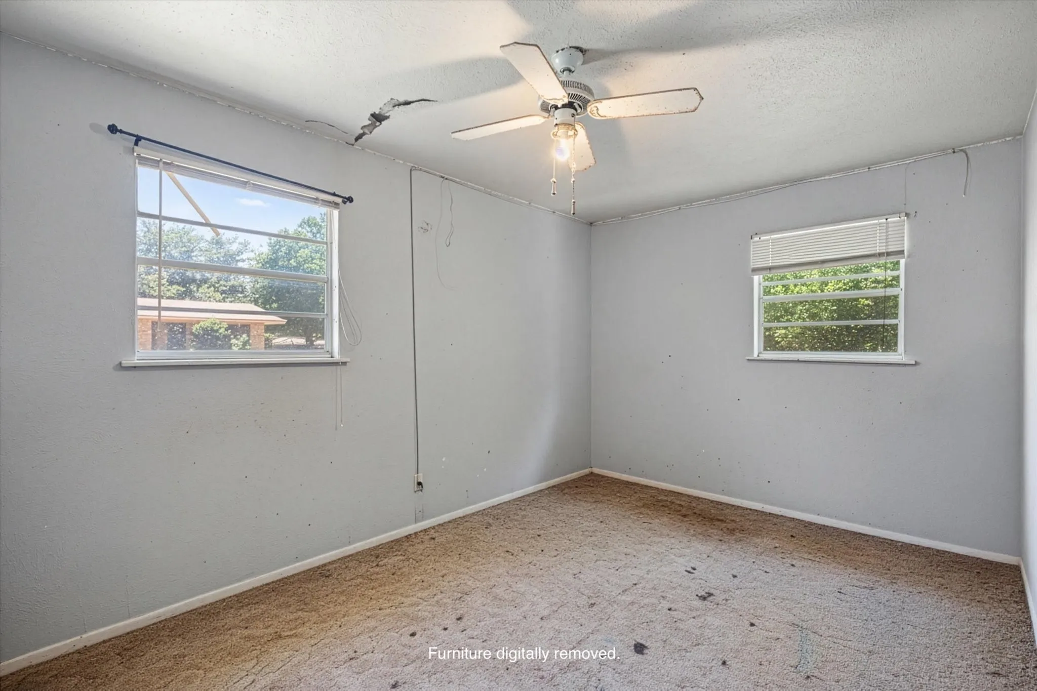 Single Family Residence For Sale in Erath County , 765 W Park Street, Stephenville, Texas 76401, 2 Bedroom, 2 Bathroom, Garage spaces, 1,459 Sqft, built in 1976, mls#21334607, Real Estate Agent in Stephenville, Homes For Sale in Erath county, Homes For Sale in Stephenville, Realtor in Stephenville Texas, Real Estate Brokerage Independent Realty Texas, Luminita Cordes Realtor