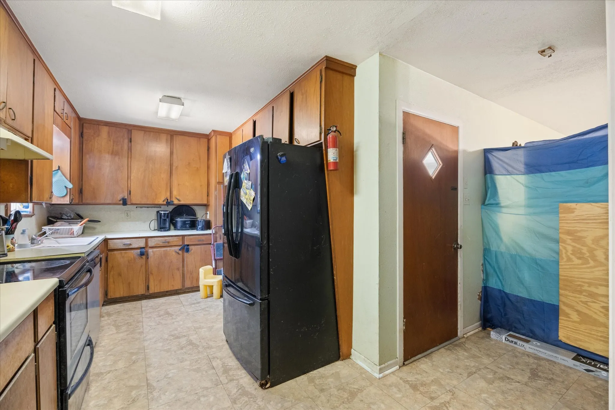 Single Family Residence For Sale in Erath County , 765 W Park Street, Stephenville, Texas 76401, 2 Bedroom, 2 Bathroom, Garage spaces, 1,459 Sqft, built in 1976, mls#21334607, Real Estate Agent in Stephenville, Homes For Sale in Erath county, Homes For Sale in Stephenville, Realtor in Stephenville Texas, Real Estate Brokerage Independent Realty Texas, Luminita Cordes Realtor