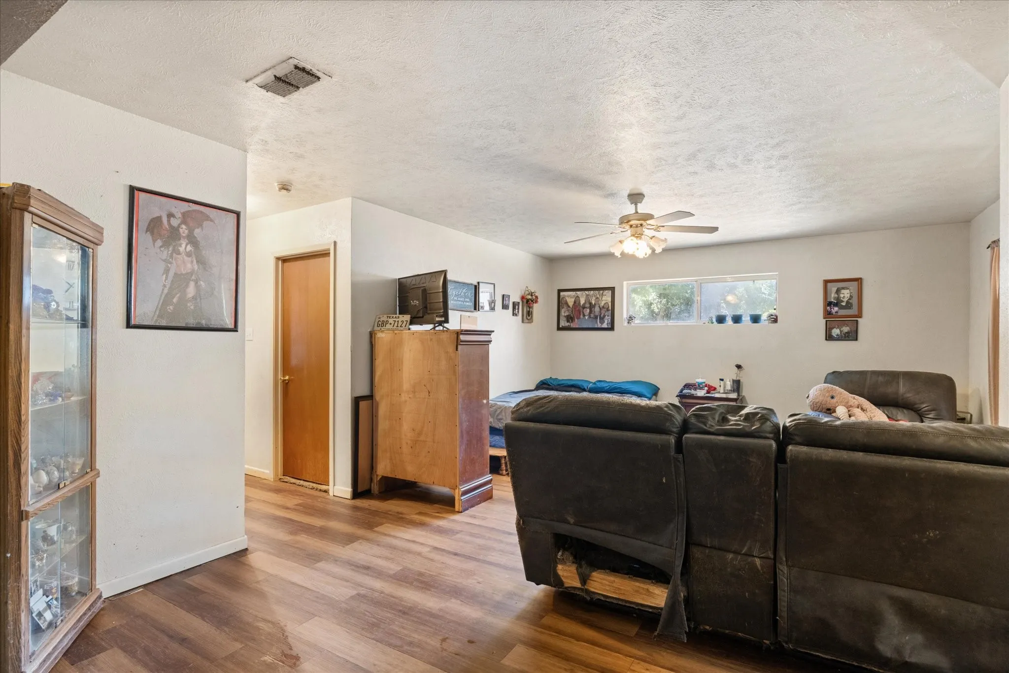 Single Family Residence For Sale in Erath County , 765 W Park Street, Stephenville, Texas 76401, 2 Bedroom, 2 Bathroom, Garage spaces, 1,459 Sqft, built in 1976, mls#21334607, Real Estate Agent in Stephenville, Homes For Sale in Erath county, Homes For Sale in Stephenville, Realtor in Stephenville Texas, Real Estate Brokerage Independent Realty Texas, Luminita Cordes Realtor
