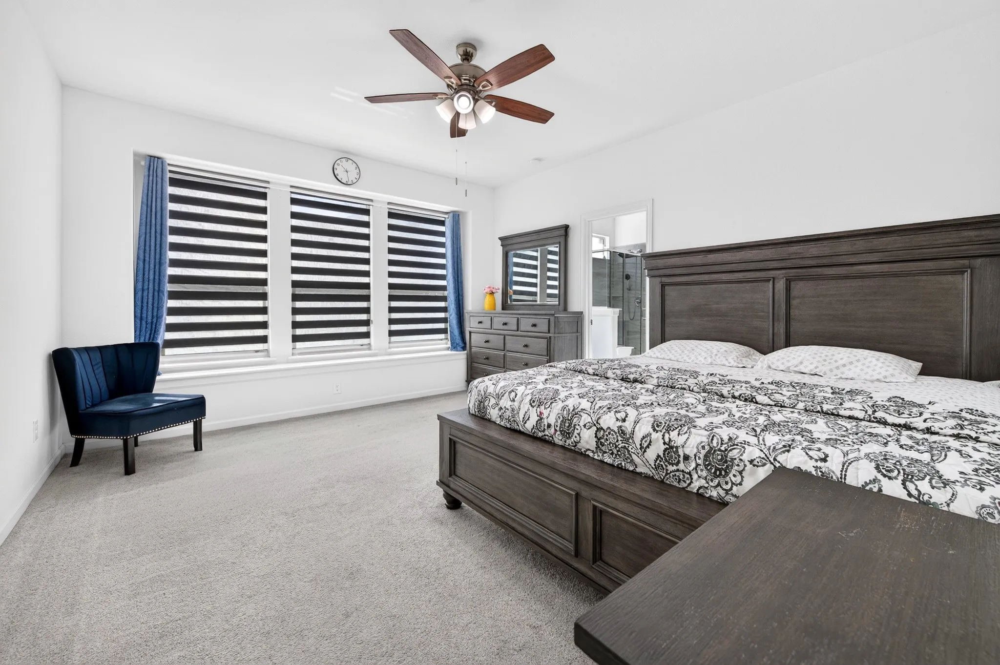 Single Family Residence For Sale in Collin County , 4000 Nightingale Street, Celina, Texas 75009, 5 Bedroom, 4 Bathroom, 2 Garage spaces, 2,819 Sqft, built in 2021, mls#21334390, Real Estate Agent in Celina, Homes For Sale in Collin county, Homes For Sale in Celina, Realtor in Celina Texas, Real Estate Brokerage Independent Realty Texas, Luminita Cordes Realtor