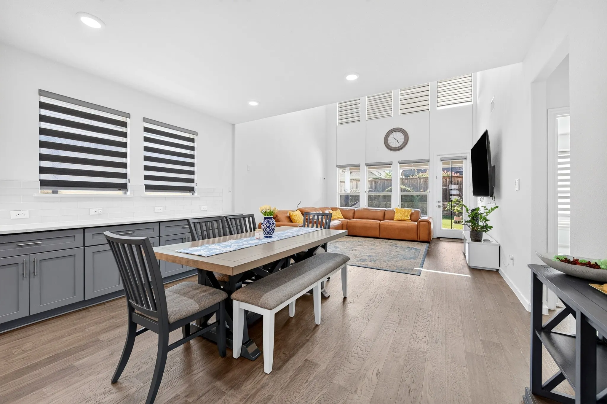 Single Family Residence For Sale in Collin County , 4000 Nightingale Street, Celina, Texas 75009, 5 Bedroom, 4 Bathroom, 2 Garage spaces, 2,819 Sqft, built in 2021, mls#21334390, Real Estate Agent in Celina, Homes For Sale in Collin county, Homes For Sale in Celina, Realtor in Celina Texas, Real Estate Brokerage Independent Realty Texas, Luminita Cordes Realtor