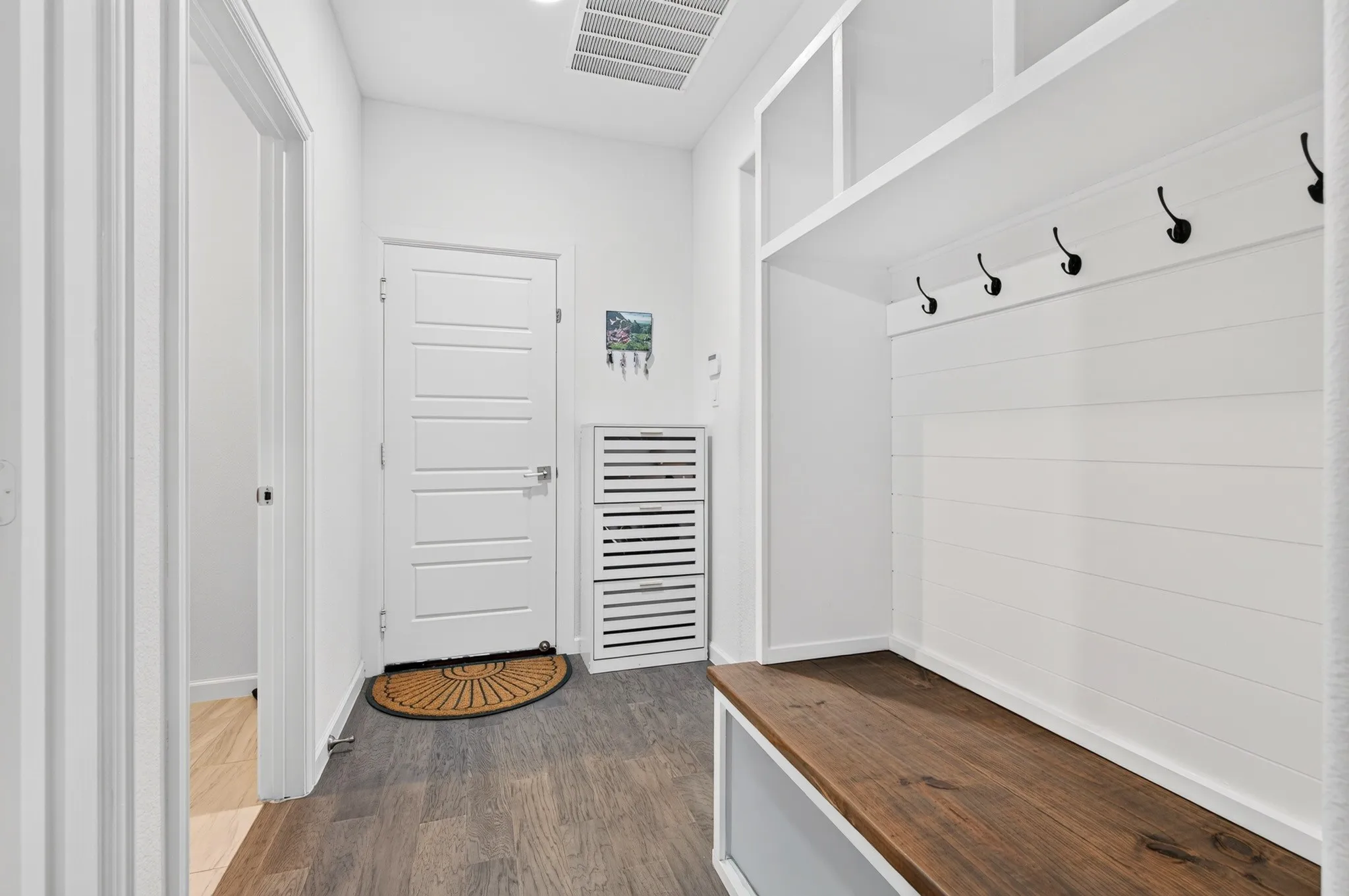 Single Family Residence For Sale in Collin County , 4000 Nightingale Street, Celina, Texas 75009, 5 Bedroom, 4 Bathroom, 2 Garage spaces, 2,819 Sqft, built in 2021, mls#21334390, Real Estate Agent in Celina, Homes For Sale in Collin county, Homes For Sale in Celina, Realtor in Celina Texas, Real Estate Brokerage Independent Realty Texas, Luminita Cordes Realtor