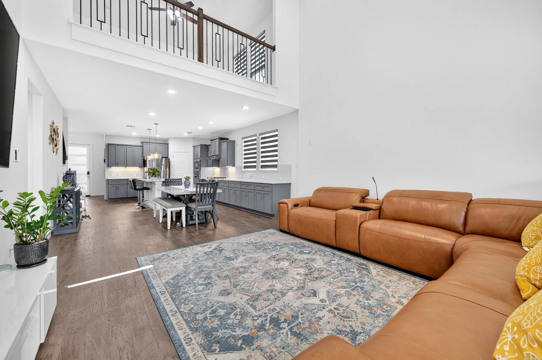 Single Family Residence For Sale in Collin County , 4000 Nightingale Street, Celina, Texas 75009, 5 Bedroom, 4 Bathroom, 2 Garage spaces, 2,819 Sqft, built in 2021, mls#21334390, Real Estate Agent in Celina, Homes For Sale in Collin county, Homes For Sale in Celina, Realtor in Celina Texas, Real Estate Brokerage Independent Realty Texas, Luminita Cordes Realtor