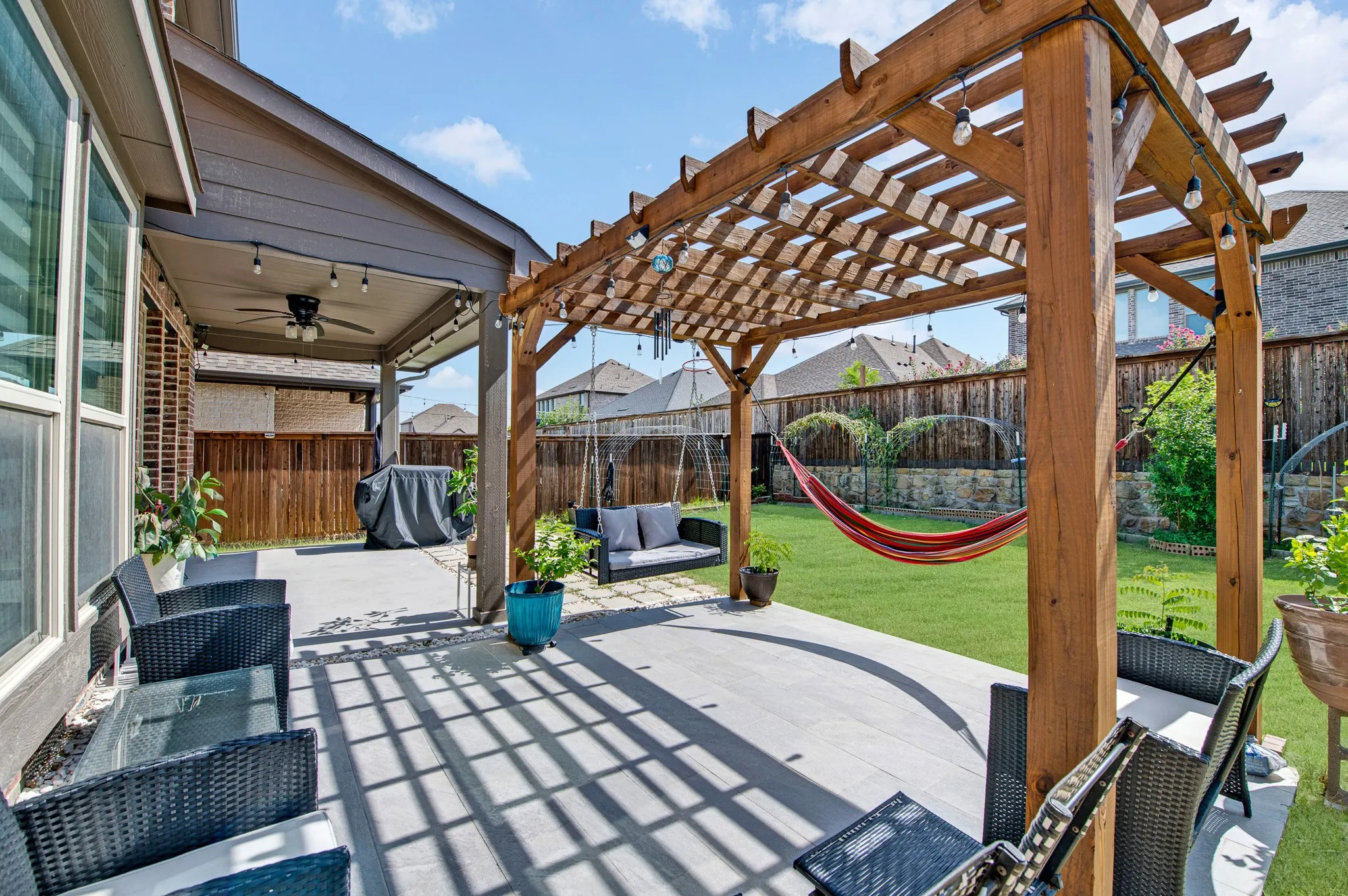 Single Family Residence For Sale in Collin County , 4000 Nightingale Street, Celina, Texas 75009, 5 Bedroom, 4 Bathroom, 2 Garage spaces, 2,819 Sqft, built in 2021, mls#21334390, Real Estate Agent in Celina, Homes For Sale in Collin county, Homes For Sale in Celina, Realtor in Celina Texas, Real Estate Brokerage Independent Realty Texas, Luminita Cordes Realtor
