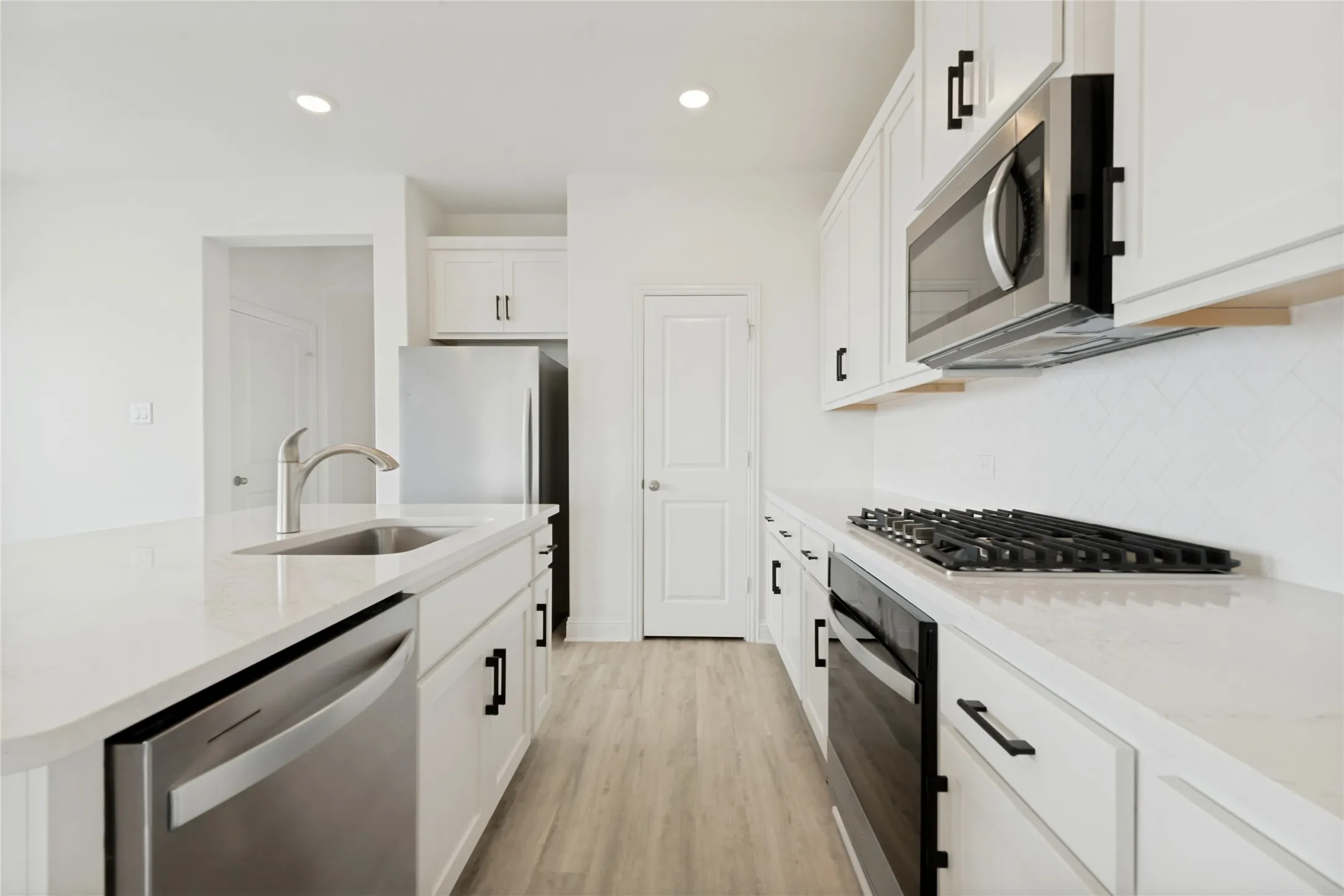 Single Family Residence For Sale in Kaufman County , 3800 Summerfield Drive, Crandall, Texas 75114, 4 Bedroom, 3 Bathroom, 2 Garage spaces, 2,123 Sqft, built in 2024, mls#21334621, Real Estate Agent in Crandall, Homes For Sale in Kaufman county, Homes For Sale in Crandall, Realtor in Crandall Texas, Real Estate Brokerage Independent Realty Texas, Luminita Cordes Realtor