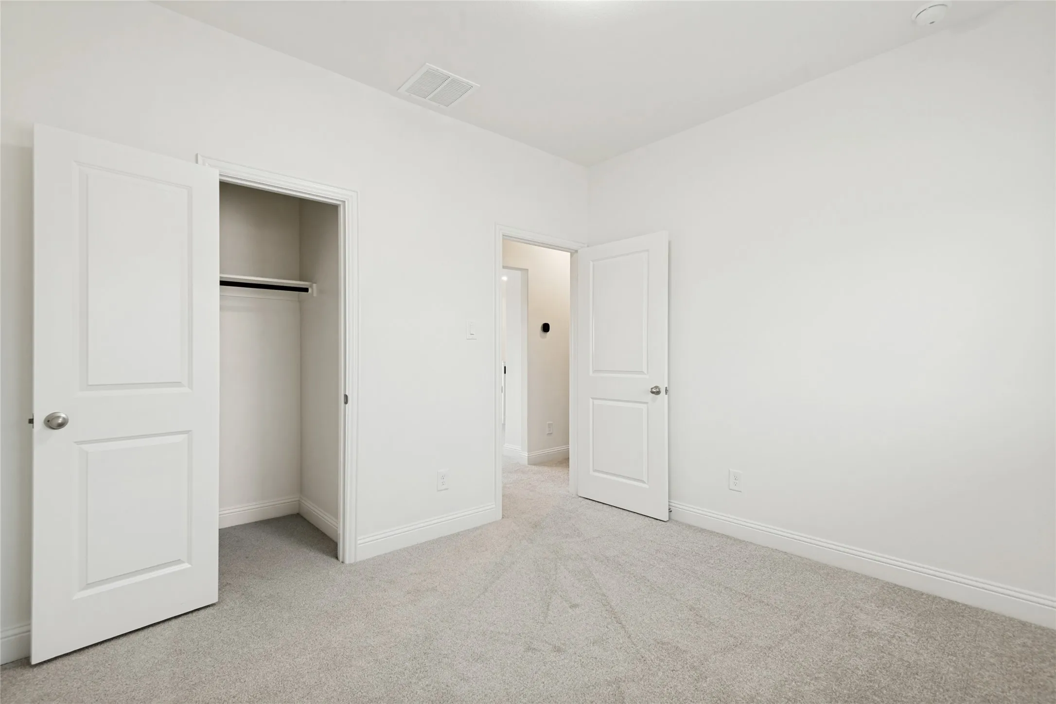 Single Family Residence For Sale in Kaufman County , 3800 Summerfield Drive, Crandall, Texas 75114, 4 Bedroom, 3 Bathroom, 2 Garage spaces, 2,123 Sqft, built in 2024, mls#21334621, Real Estate Agent in Crandall, Homes For Sale in Kaufman county, Homes For Sale in Crandall, Realtor in Crandall Texas, Real Estate Brokerage Independent Realty Texas, Luminita Cordes Realtor