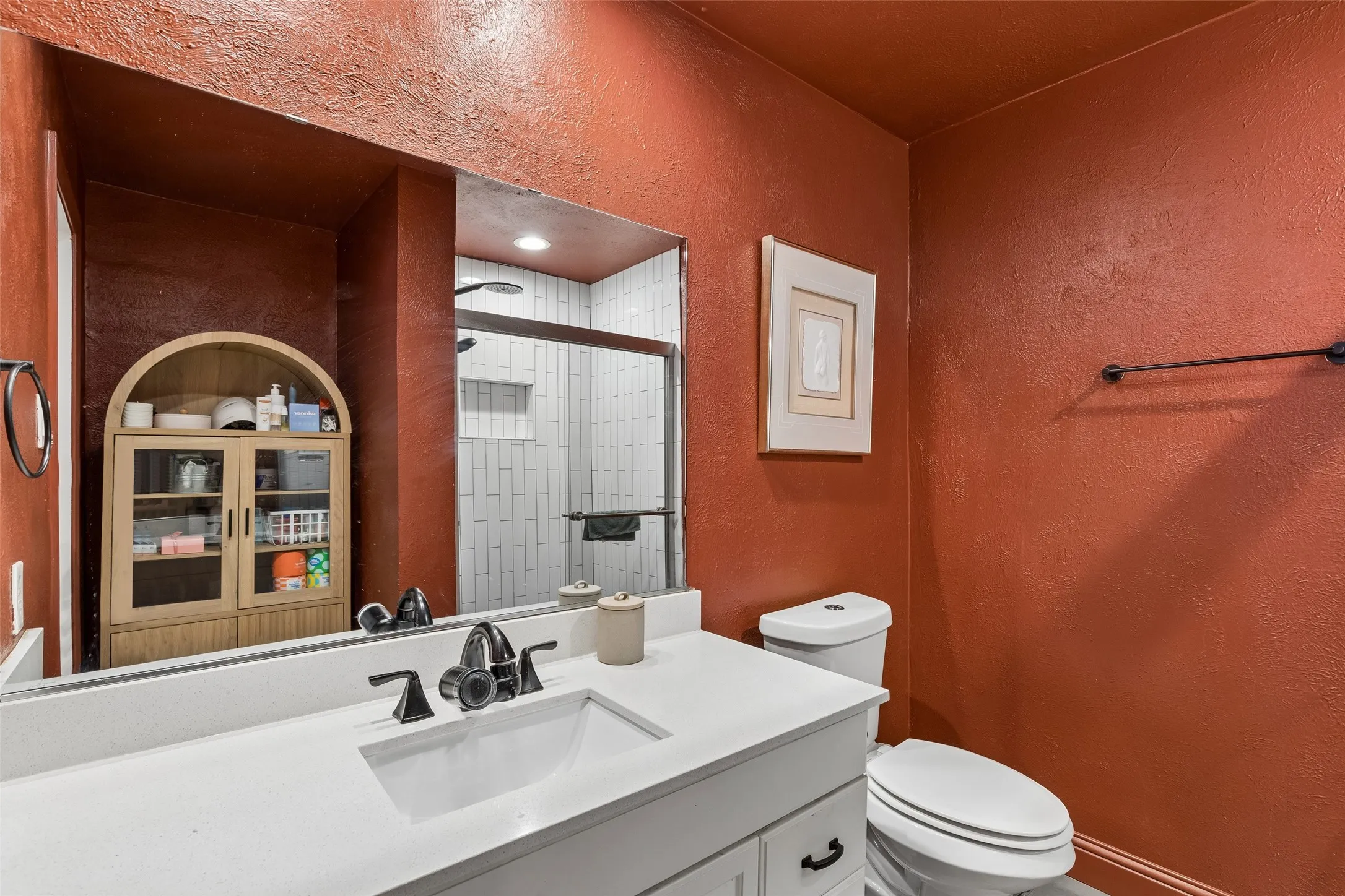 Single Family Residence For Rent in Dallas County , 3818 Ruidosa Avenue, Dallas, Texas 75228, 3 Bedrooms, 2 Bathrooms, 2 Garage spaces, 1,924 Sqft, built in 1978, Price $2,950, mls#21331275, Real Estate Agent in Dallas, Homes For Rent in Dallas county, Homes For Rent in Dallas, Realtor in Dallas Texas, Real Estate Brokerage Independent Realty Texas, Luminita Cordes Realtor