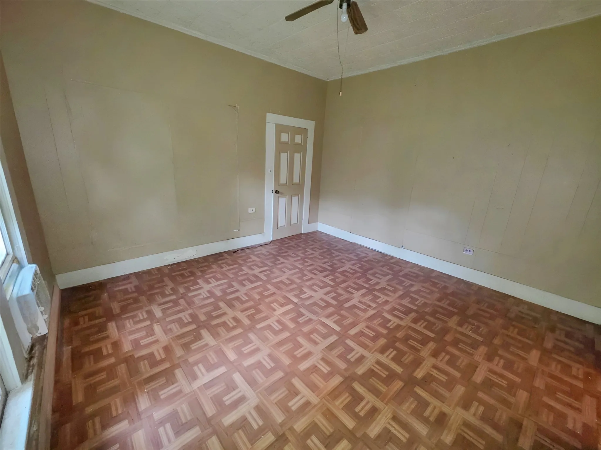 Single Family Residence For Sale in Houston County , 416 Sycamore Street, Grapeland, Texas 75844, 2 Bedroom, 1 Bathroom, Garage spaces, 1,182 Sqft, built in 1942, mls#21334648, Real Estate Agent in Grapeland, Homes For Sale in Houston county, Homes For Sale in Grapeland, Realtor in Grapeland Texas, Real Estate Brokerage Independent Realty Texas, Luminita Cordes Realtor