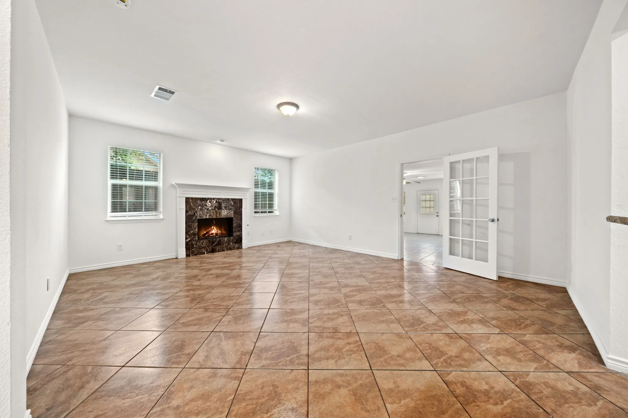 Single Family Residence For Sale in Collin County , 8121 Case Drive, Plano, Texas 75025, 4 Bedroom, 3 Bathroom, 2 Garage spaces, 3,060 Sqft, built in 1995, mls#21323815, Real Estate Agent in Plano, Homes For Sale in Collin county, Homes For Sale in Plano, Realtor in Plano Texas, Real Estate Brokerage Independent Realty Texas, Luminita Cordes Realtor