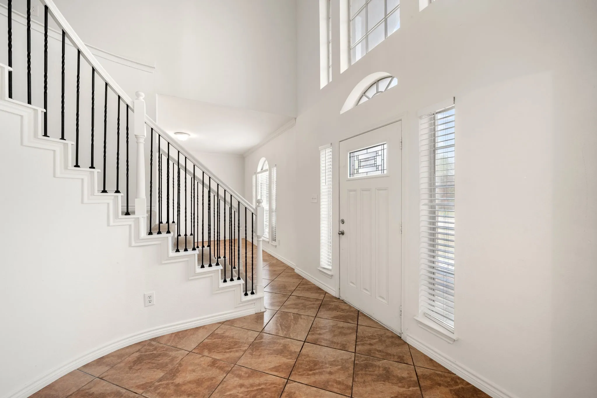 Single Family Residence For Sale in Collin County , 8121 Case Drive, Plano, Texas 75025, 4 Bedroom, 3 Bathroom, 2 Garage spaces, 3,060 Sqft, built in 1995, mls#21323815, Real Estate Agent in Plano, Homes For Sale in Collin county, Homes For Sale in Plano, Realtor in Plano Texas, Real Estate Brokerage Independent Realty Texas, Luminita Cordes Realtor
