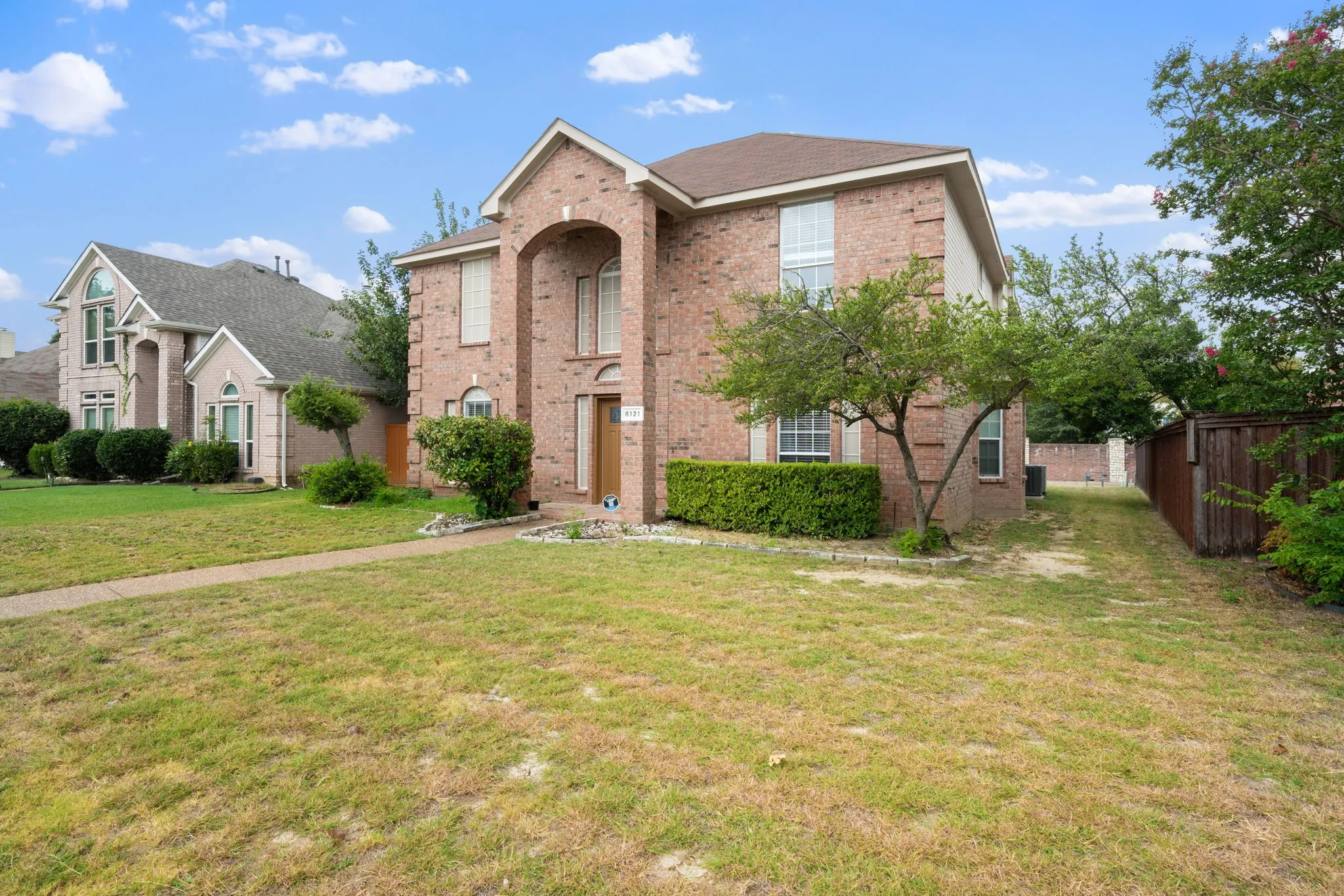 Single Family Residence For Sale in Collin County , 8121 Case Drive, Plano, Texas 75025, 4 Bedroom, 3 Bathroom, 2 Garage spaces, 3,060 Sqft, built in 1995, mls#21323815, Real Estate Agent in Plano, Homes For Sale in Collin county, Homes For Sale in Plano, Realtor in Plano Texas, Real Estate Brokerage Independent Realty Texas, Luminita Cordes Realtor