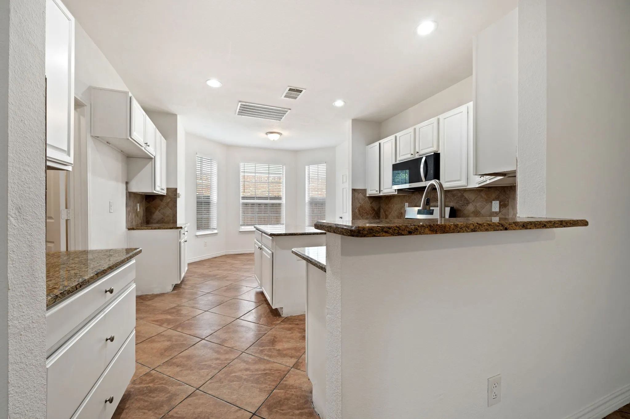 Single Family Residence For Sale in Collin County , 8121 Case Drive, Plano, Texas 75025, 4 Bedroom, 3 Bathroom, 2 Garage spaces, 3,060 Sqft, built in 1995, mls#21323815, Real Estate Agent in Plano, Homes For Sale in Collin county, Homes For Sale in Plano, Realtor in Plano Texas, Real Estate Brokerage Independent Realty Texas, Luminita Cordes Realtor