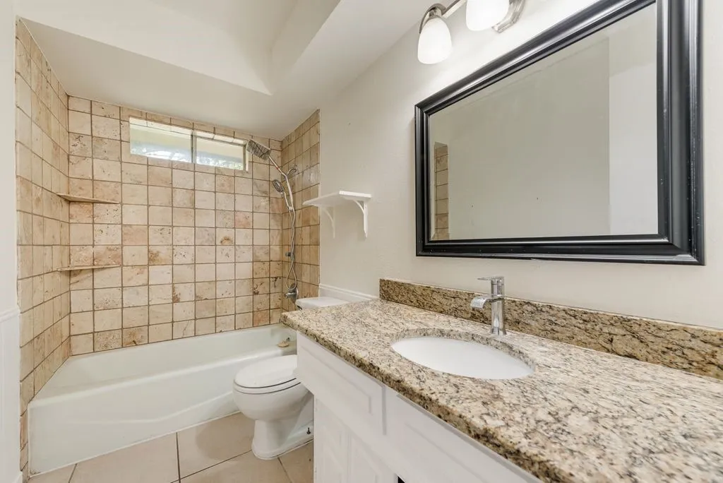 Single Family Residence For Rent in Dallas County , 123 S Venice Drive, Duncanville, Texas 75116, 3 Bedrooms, 2 Bathrooms, 2 Garage spaces, 2,198 Sqft, built in 1973, Price $2,100, mls#21334673, Real Estate Agent in Duncanville, Homes For Rent in Dallas county, Homes For Rent in Duncanville, Realtor in Duncanville Texas, Real Estate Brokerage Independent Realty Texas, Luminita Cordes Realtor