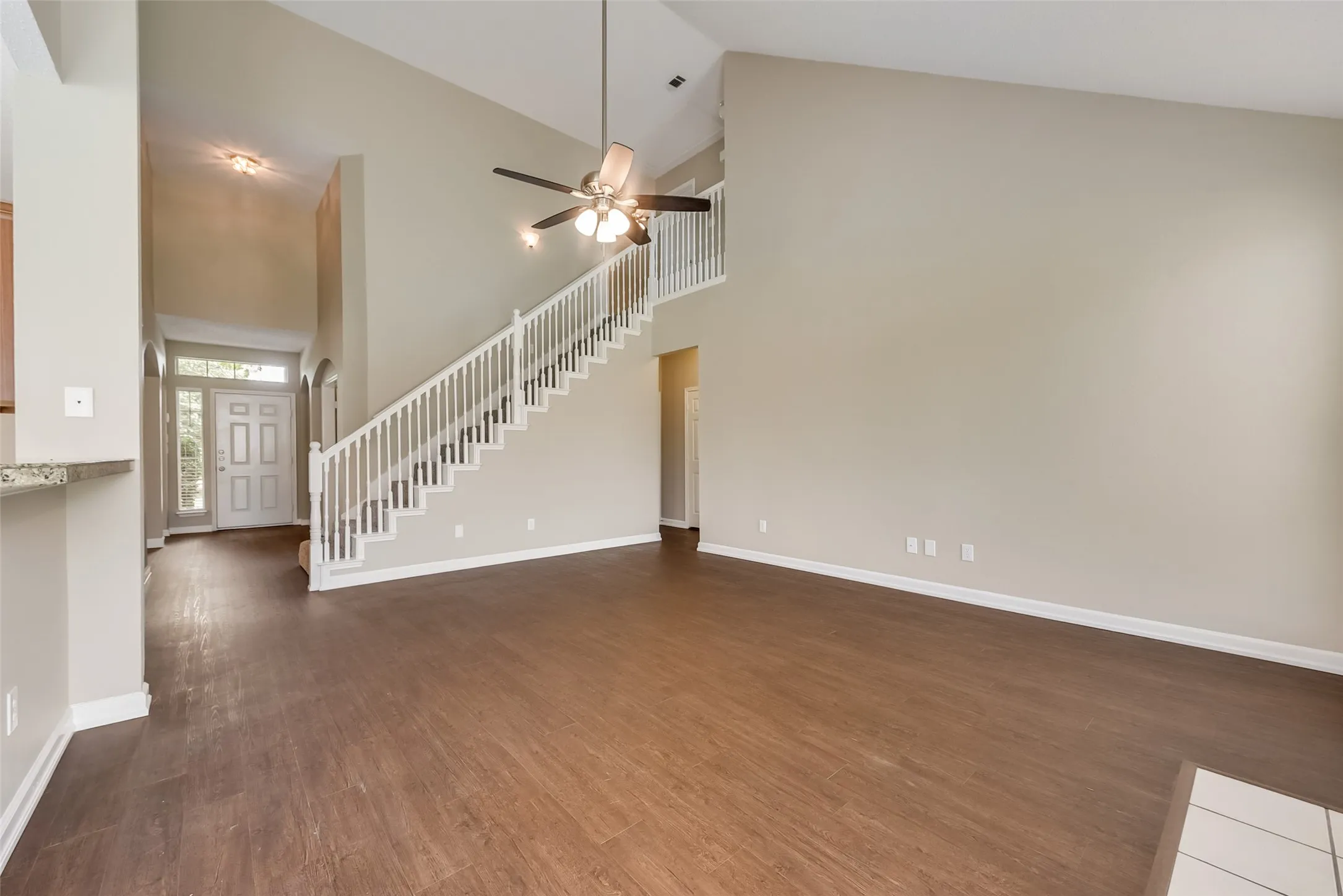 Single Family Residence For Rent in Collin County , 7909 Kristina Lane, Frisco, Texas 75034, 3 Bedrooms, 3 Bathrooms, 2 Garage spaces, 2,309 Sqft, built in 1999, Price $2,895, mls#21333514, Real Estate Agent in Frisco, Homes For Rent in Collin county, Homes For Rent in Frisco, Realtor in Frisco Texas, Real Estate Brokerage Independent Realty Texas, Luminita Cordes Realtor