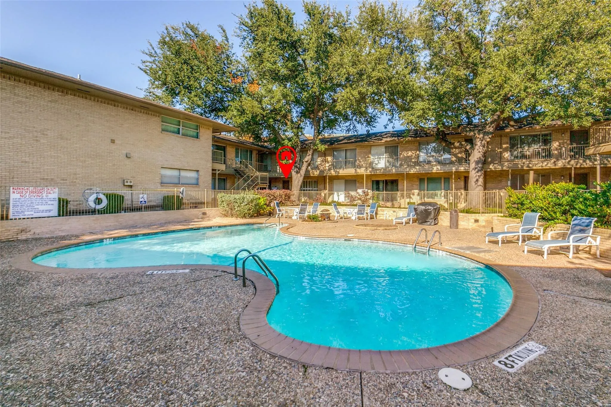 Condominium For Sale in Dallas County , 11116 Valleydale Drive B, Dallas, Texas 75230, 2 Bedrooms, 2 Bathrooms, Garage spaces, 1,044 Sqft, built in 1961, Price $160,000, mls#21332647, Real Estate Agent in Dallas, Homes For Sale in Dallas county, Homes For Sale in Dallas, Realtor in Dallas Texas, Real Estate Brokerage Independent Realty Texas, Luminita Cordes Realtor