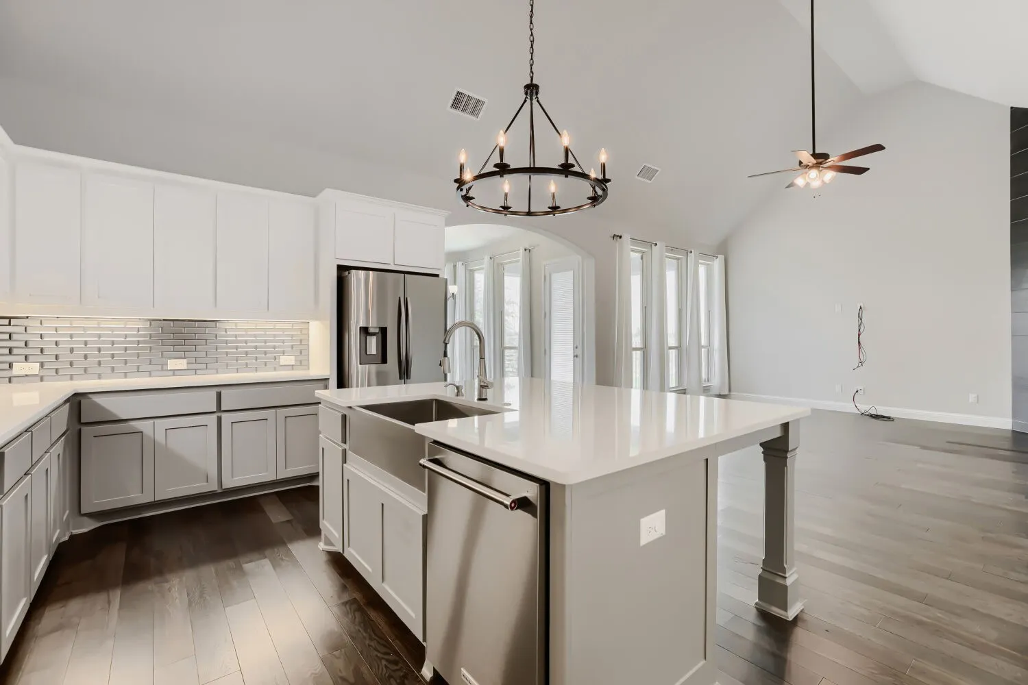 Single Family Residence For Sale in Denton County , 800 Agave Drive, Prosper, Texas 75078, 3 Bedroom, 2 Bathroom, 2 Garage spaces, 2,498 Sqft, built in 2020, mls#21334433, Real Estate Agent in Prosper, Homes For Sale in Denton county, Homes For Sale in Prosper, Realtor in Prosper Texas, Real Estate Brokerage Independent Realty Texas, Luminita Cordes Realtor