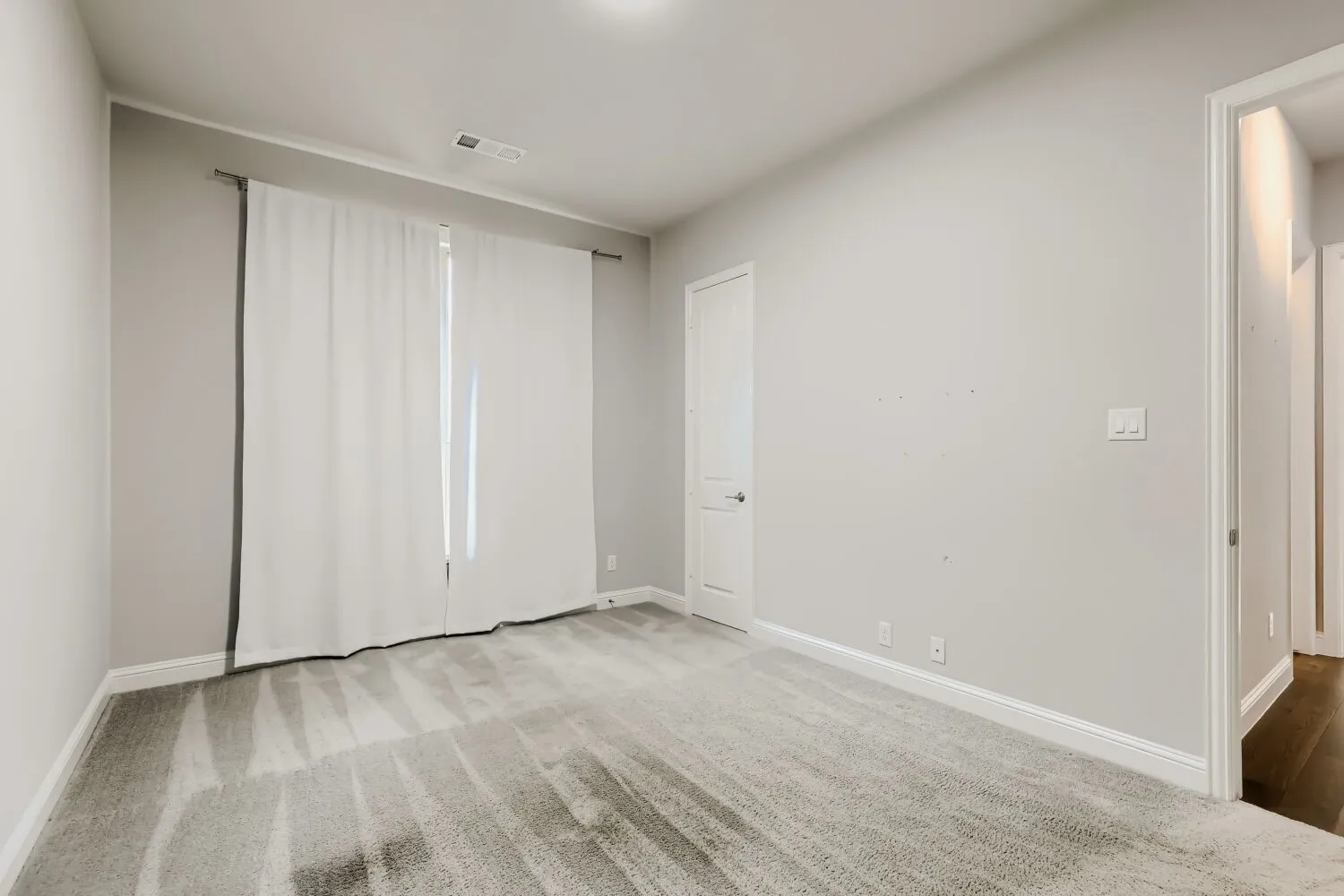 Single Family Residence For Sale in Denton County , 800 Agave Drive, Prosper, Texas 75078, 3 Bedroom, 2 Bathroom, 2 Garage spaces, 2,498 Sqft, built in 2020, mls#21334433, Real Estate Agent in Prosper, Homes For Sale in Denton county, Homes For Sale in Prosper, Realtor in Prosper Texas, Real Estate Brokerage Independent Realty Texas, Luminita Cordes Realtor