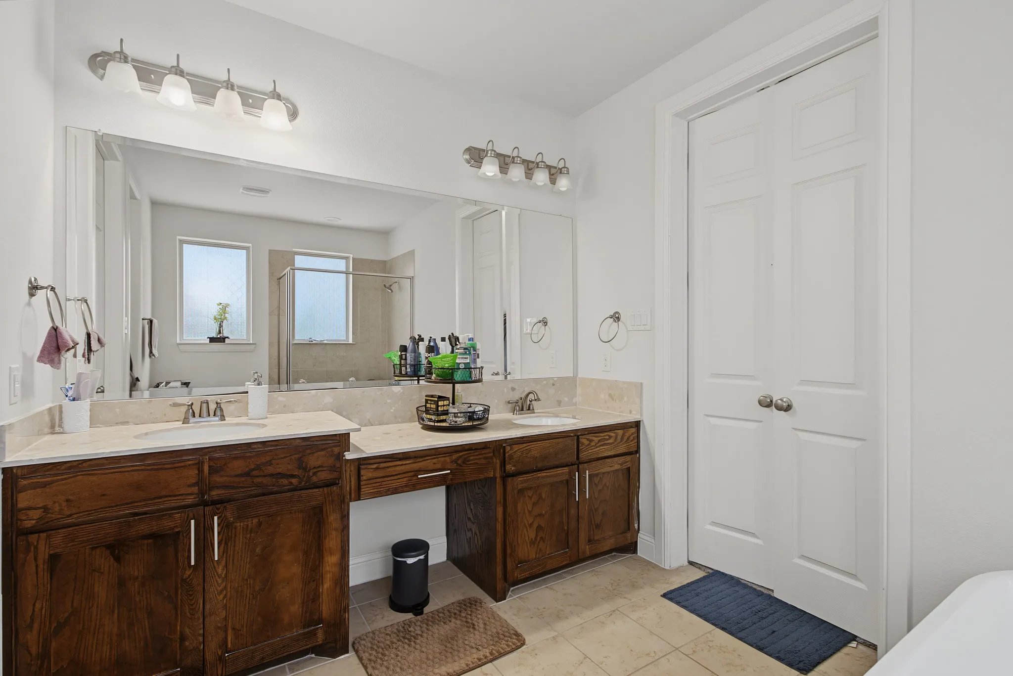 Single Family Residence For Rent in Collin County , 8701 Fairway Lane, Mc Kinney, Texas 75070, 5 Bedroom, 4 Bathroom, 2 Garage spaces, 3,037 Sqft, built in 2019, mls#21330576, Real Estate Agent in Mc Kinney, Homes For Rent in Collin county, Homes For Rent in Mc Kinney, Realtor in Mc Kinney Texas, Real Estate Brokerage Independent Realty Texas, Luminita Cordes Realtor