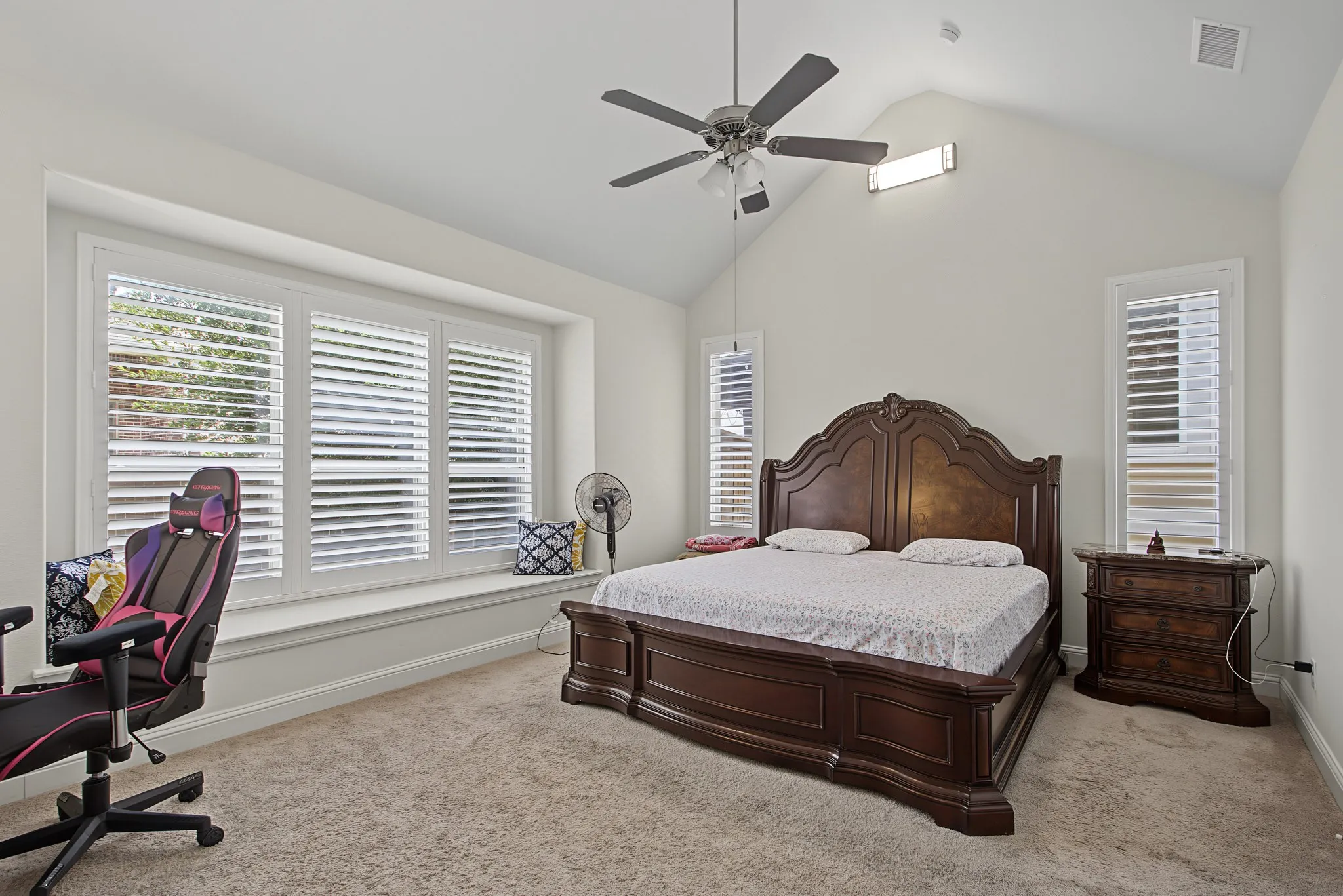 Single Family Residence For Rent in Collin County , 8701 Fairway Lane, Mc Kinney, Texas 75070, 5 Bedroom, 4 Bathroom, 2 Garage spaces, 3,037 Sqft, built in 2019, mls#21330576, Real Estate Agent in Mc Kinney, Homes For Rent in Collin county, Homes For Rent in Mc Kinney, Realtor in Mc Kinney Texas, Real Estate Brokerage Independent Realty Texas, Luminita Cordes Realtor