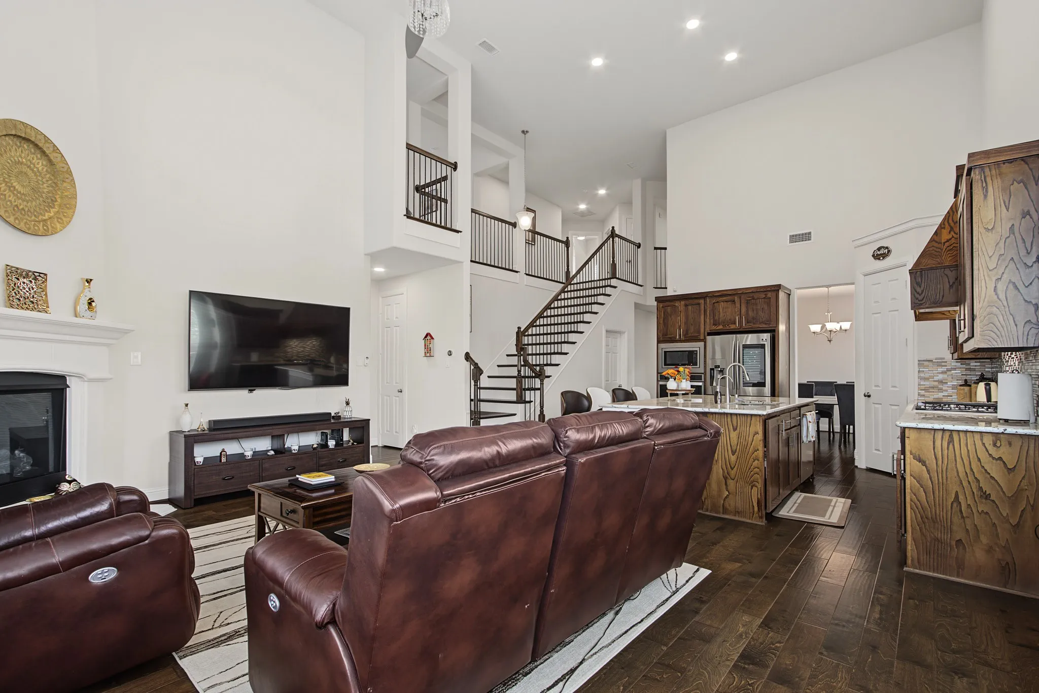 Single Family Residence For Rent in Collin County , 8701 Fairway Lane, Mc Kinney, Texas 75070, 5 Bedroom, 4 Bathroom, 2 Garage spaces, 3,037 Sqft, built in 2019, mls#21330576, Real Estate Agent in Mc Kinney, Homes For Rent in Collin county, Homes For Rent in Mc Kinney, Realtor in Mc Kinney Texas, Real Estate Brokerage Independent Realty Texas, Luminita Cordes Realtor