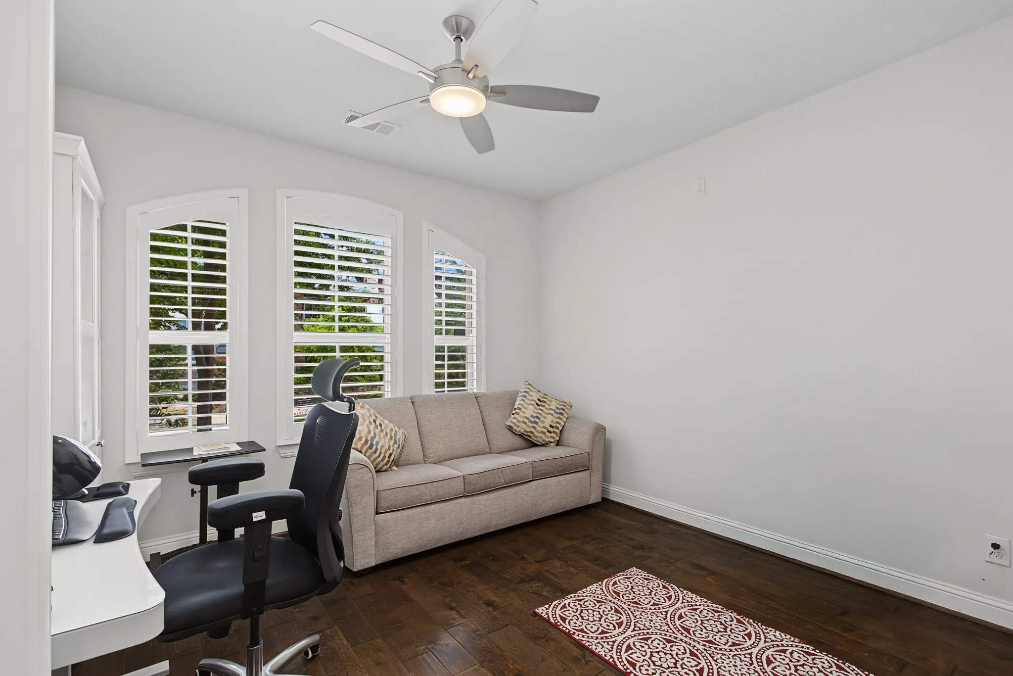Single Family Residence For Rent in Collin County , 8701 Fairway Lane, Mc Kinney, Texas 75070, 5 Bedroom, 4 Bathroom, 2 Garage spaces, 3,037 Sqft, built in 2019, mls#21330576, Real Estate Agent in Mc Kinney, Homes For Rent in Collin county, Homes For Rent in Mc Kinney, Realtor in Mc Kinney Texas, Real Estate Brokerage Independent Realty Texas, Luminita Cordes Realtor