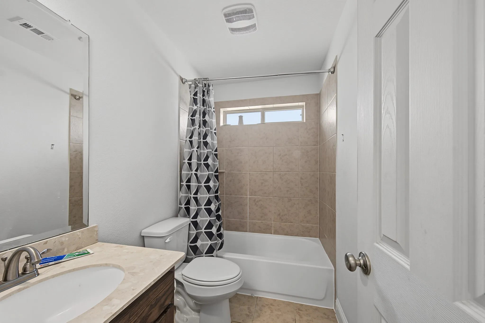 Single Family Residence For Rent in Collin County , 8701 Fairway Lane, Mc Kinney, Texas 75070, 5 Bedroom, 4 Bathroom, 2 Garage spaces, 3,037 Sqft, built in 2019, mls#21330576, Real Estate Agent in Mc Kinney, Homes For Rent in Collin county, Homes For Rent in Mc Kinney, Realtor in Mc Kinney Texas, Real Estate Brokerage Independent Realty Texas, Luminita Cordes Realtor