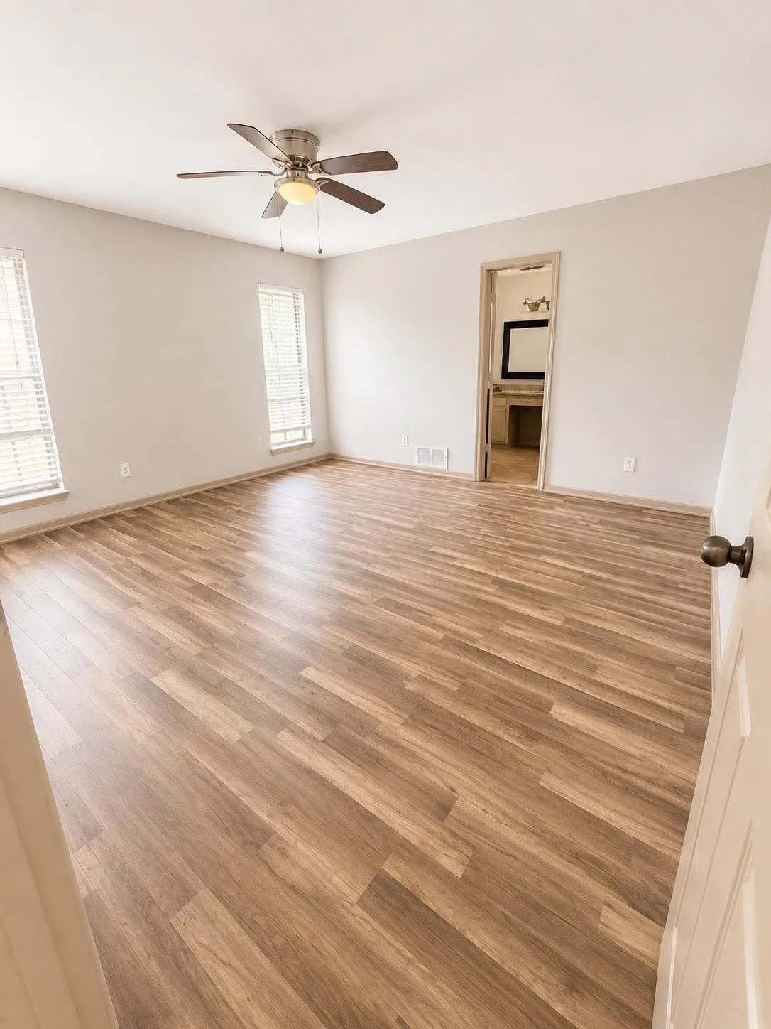 Single Family Residence For Rent in Collin County , 7806 Williams Avenue, Frisco, Texas 75033, 3 Bedroom, 2 Bathroom, 2 Garage spaces, 1,506 Sqft, built in 1983, mls#21334698, Real Estate Agent in Frisco, Homes For Rent in Collin county, Homes For Rent in Frisco, Realtor in Frisco Texas, Real Estate Brokerage Independent Realty Texas, Luminita Cordes Realtor